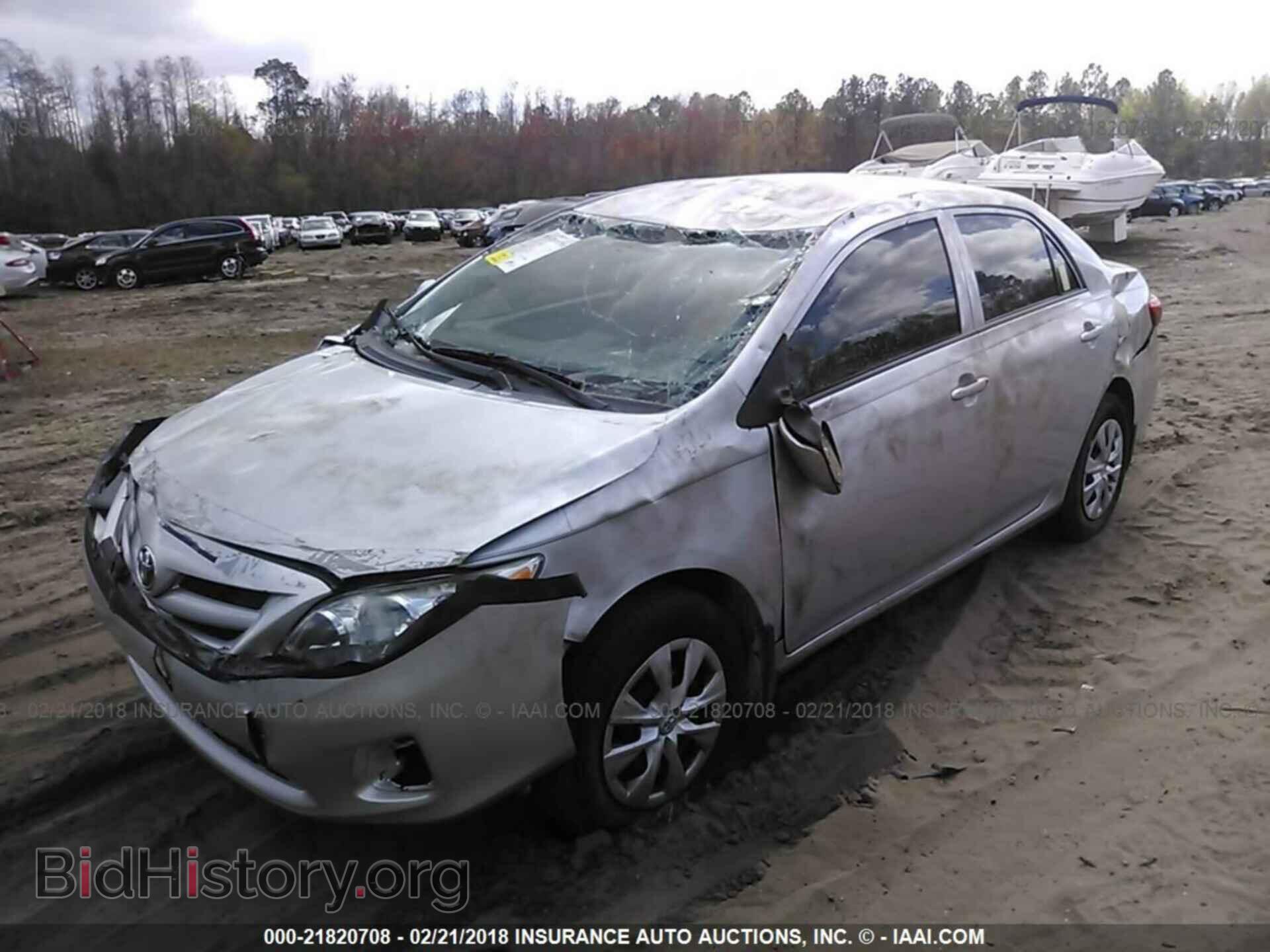 2013 Toyota Corolla - VIN: 5YFBU4EEXDP194783 - Photo 2