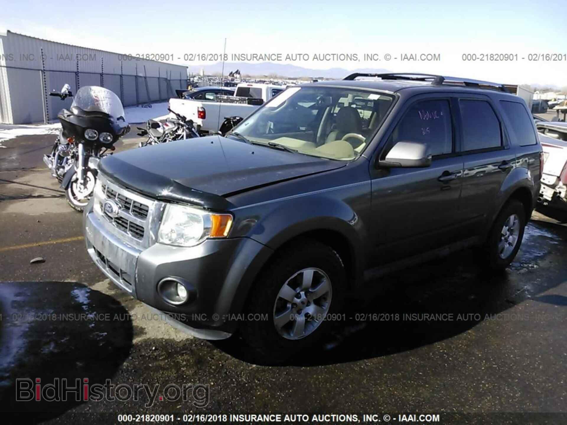 2011 Ford Escape - VIN: 1FMCU9E74BKA39415 - Photo 2