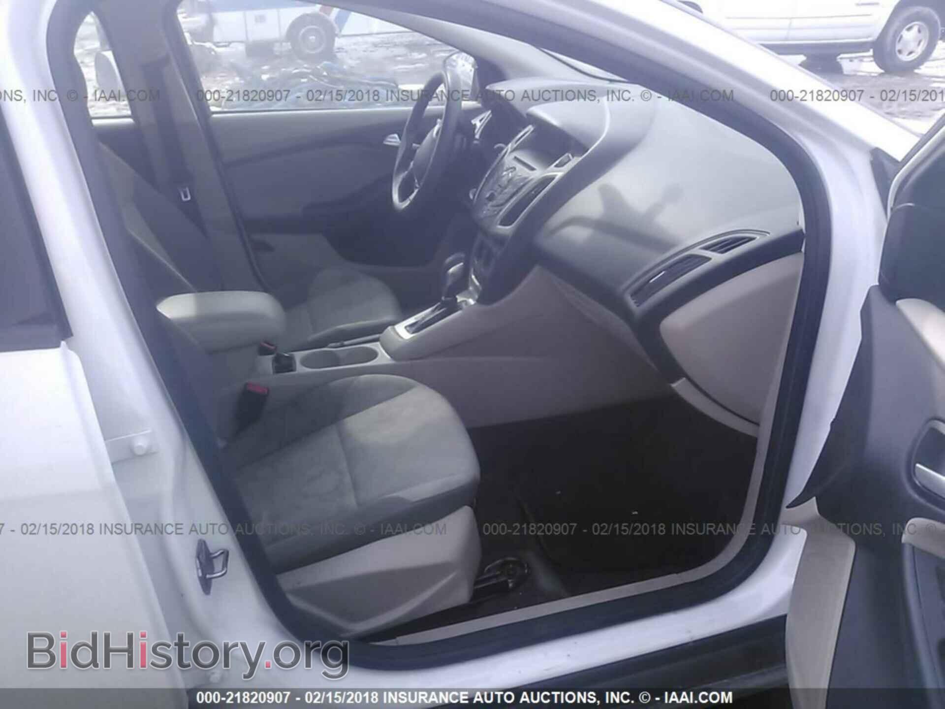 2013 Ford Focus - VIN: 1FADP3F24DL261228 - Фото 5
