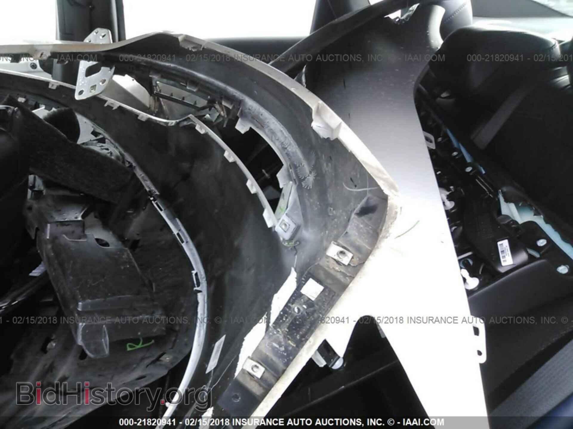 2015 Chrysler 200 - VIN: 1C3CCCBB1FN746316 - Photo 8