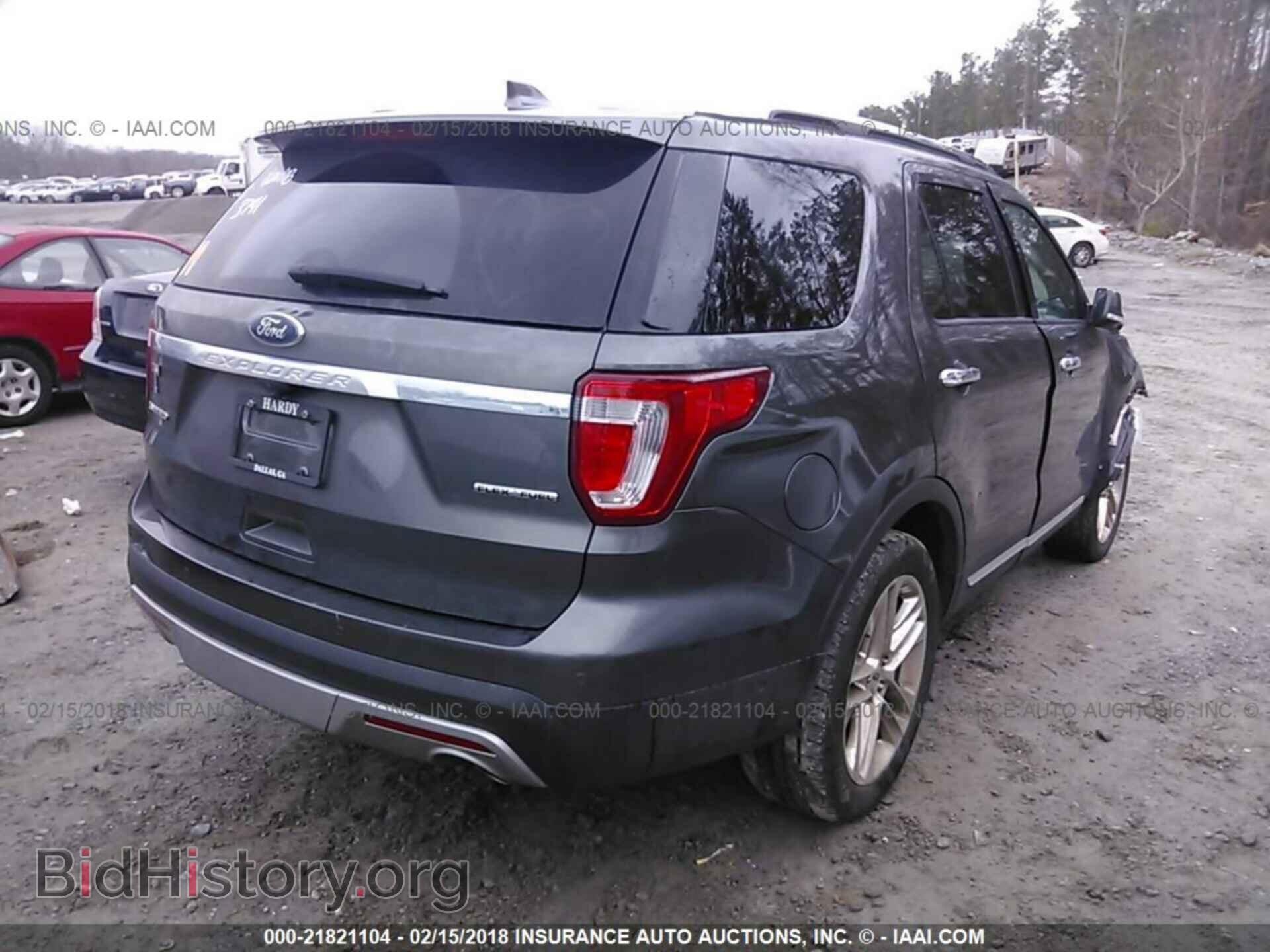 2016 Ford Explorer - VIN: 1FM5K7F82GGD33741 - Photo 4