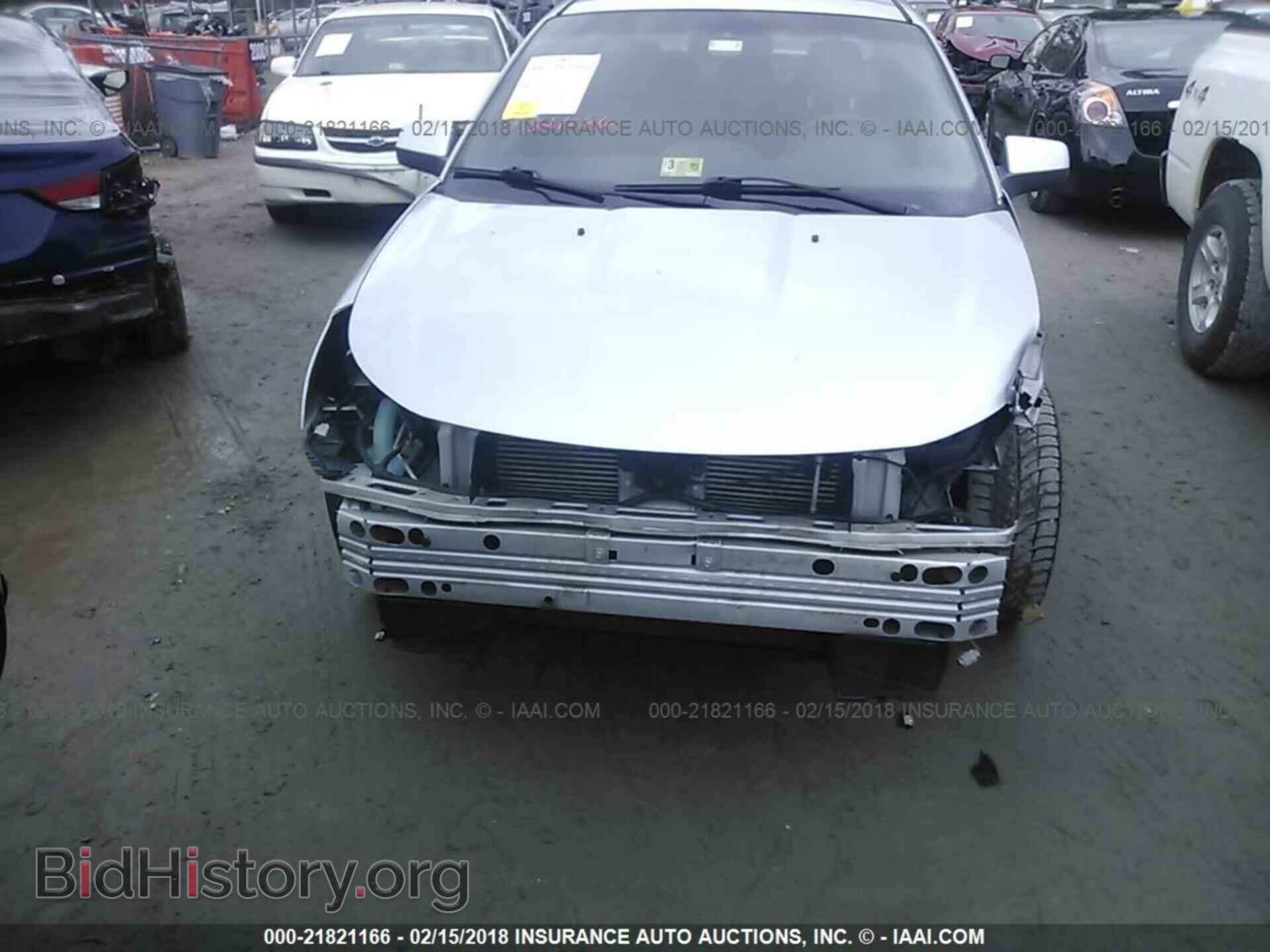 2011 Ford Focus - VIN: 1FAHP3GN0BW193970 - Photo 6
