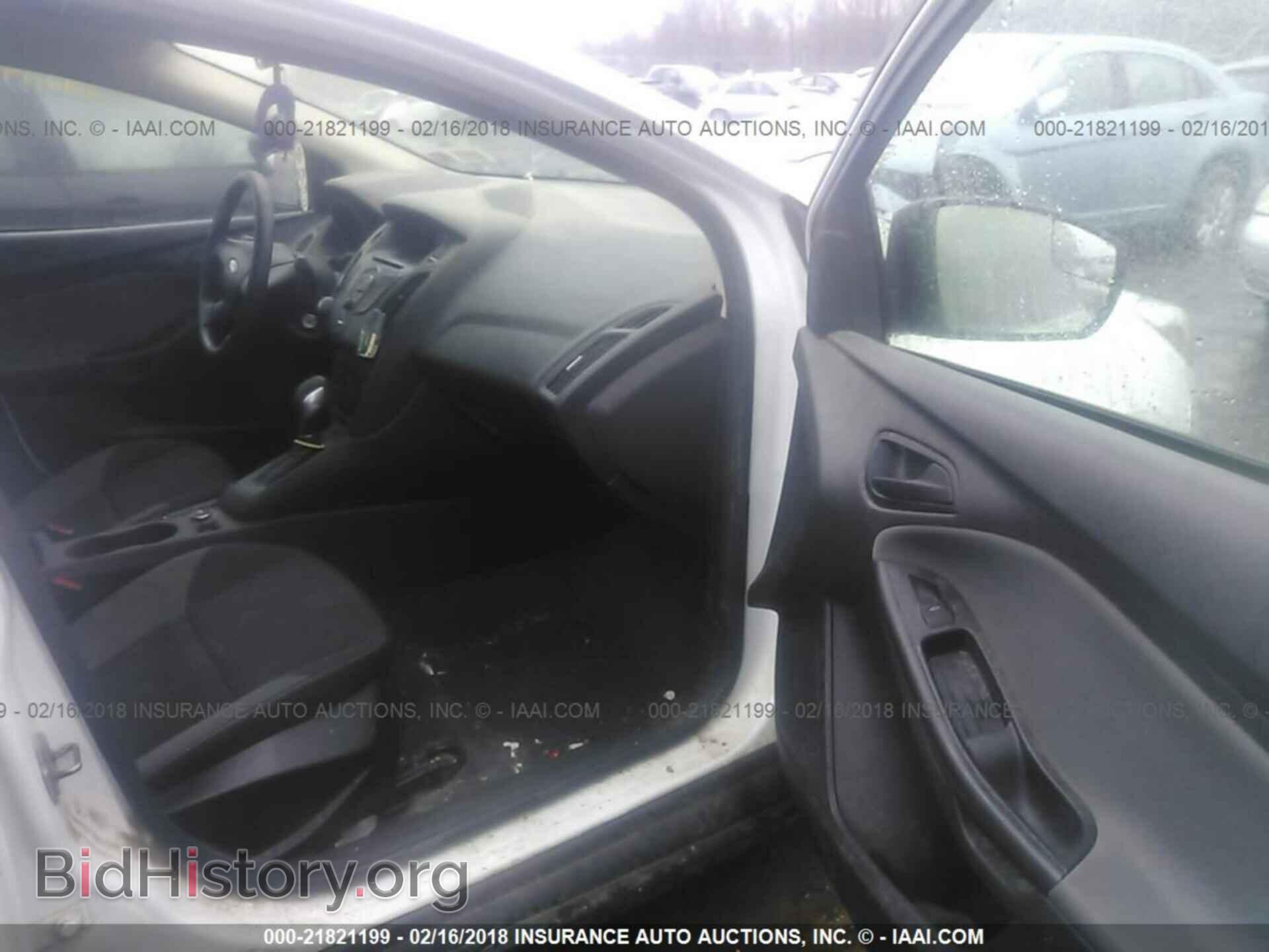 2012 Ford Focus - VIN: 1FAHP3E24CL182319 - Фото 5