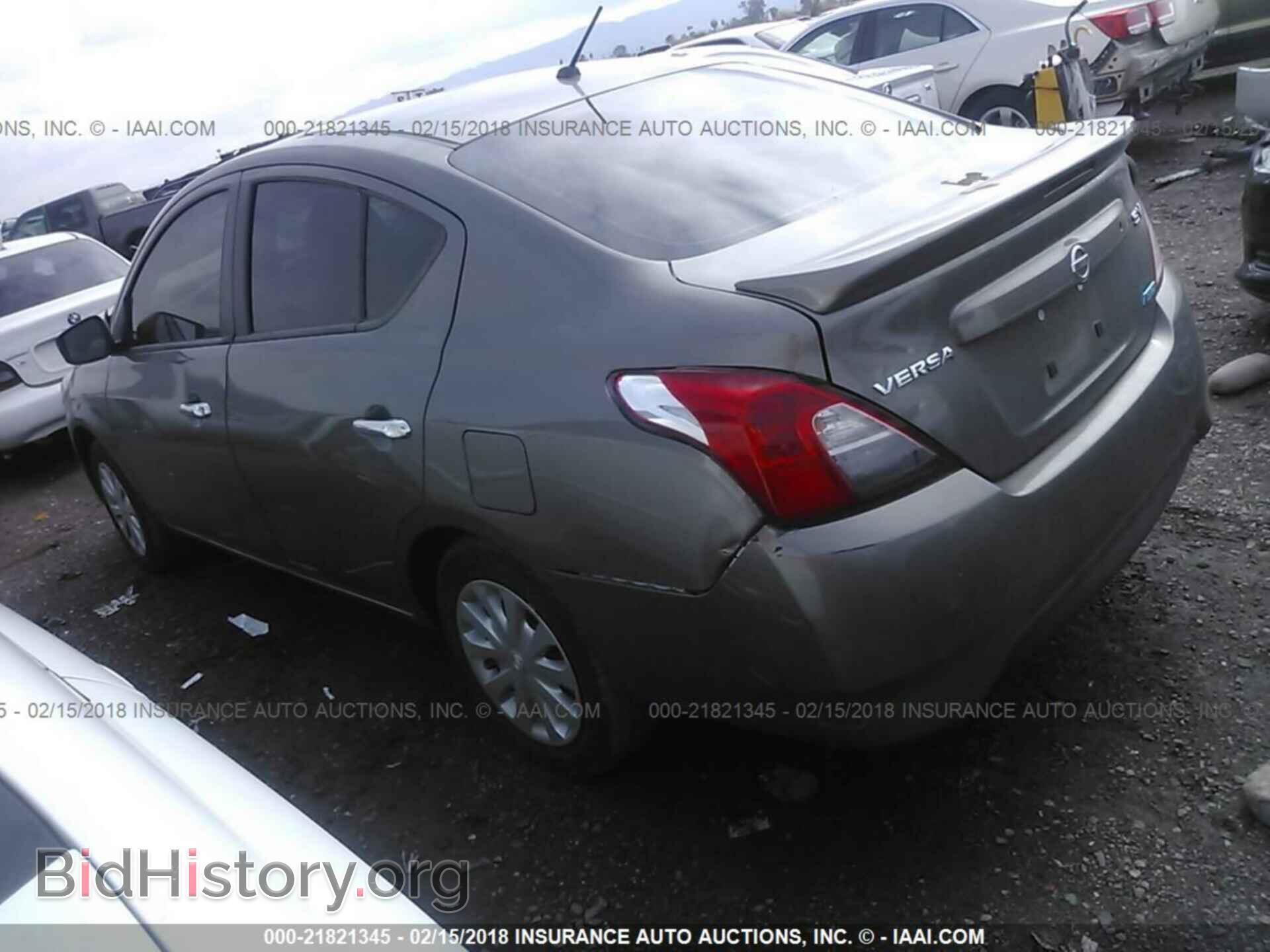 2016 Nissan Versa - VIN: 3N1CN7AP7GL806937 - Фото 3