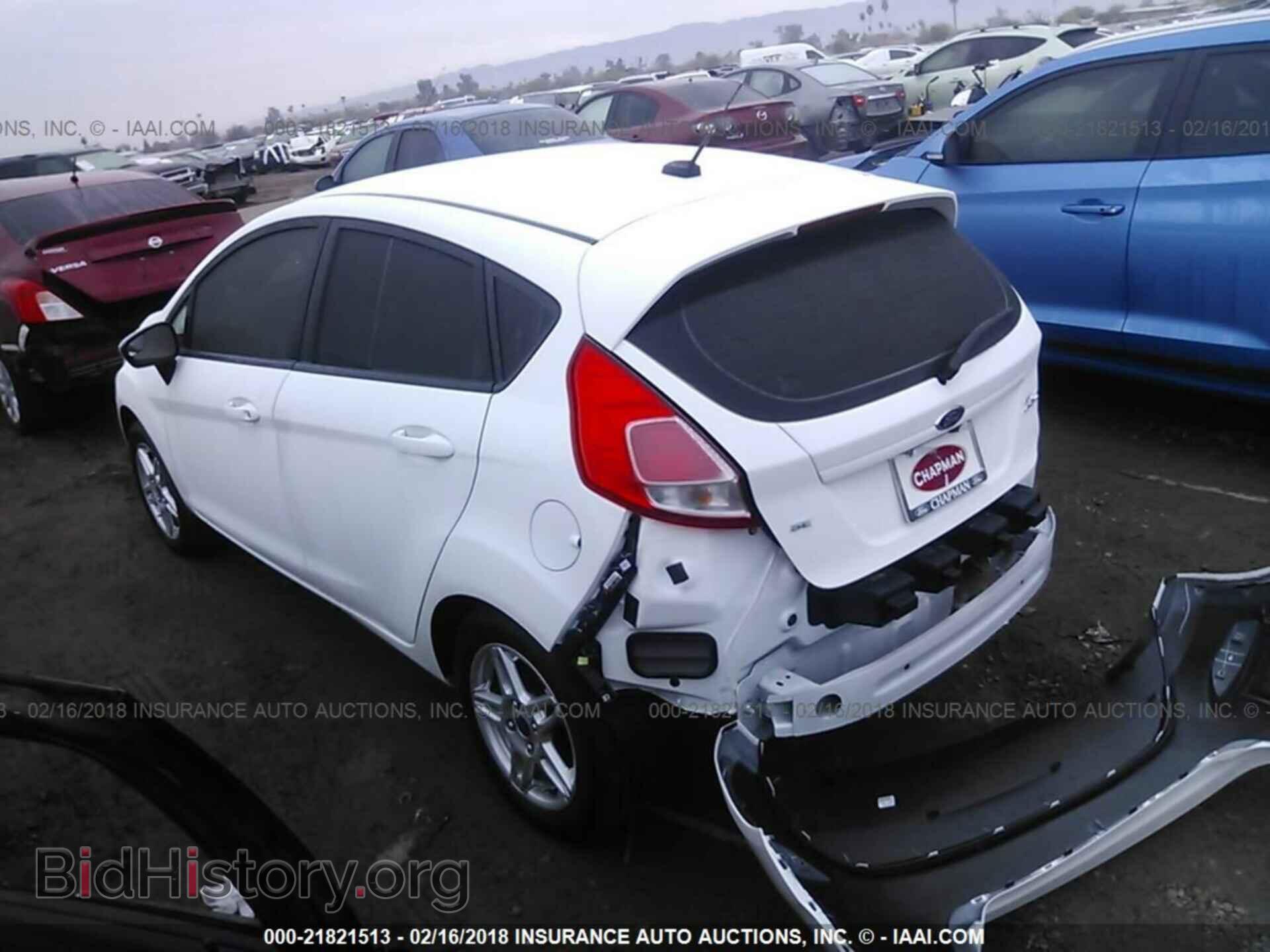 2018 Ford Fiesta - VIN: 3FADP4EJ6JM100940 - Фото 3