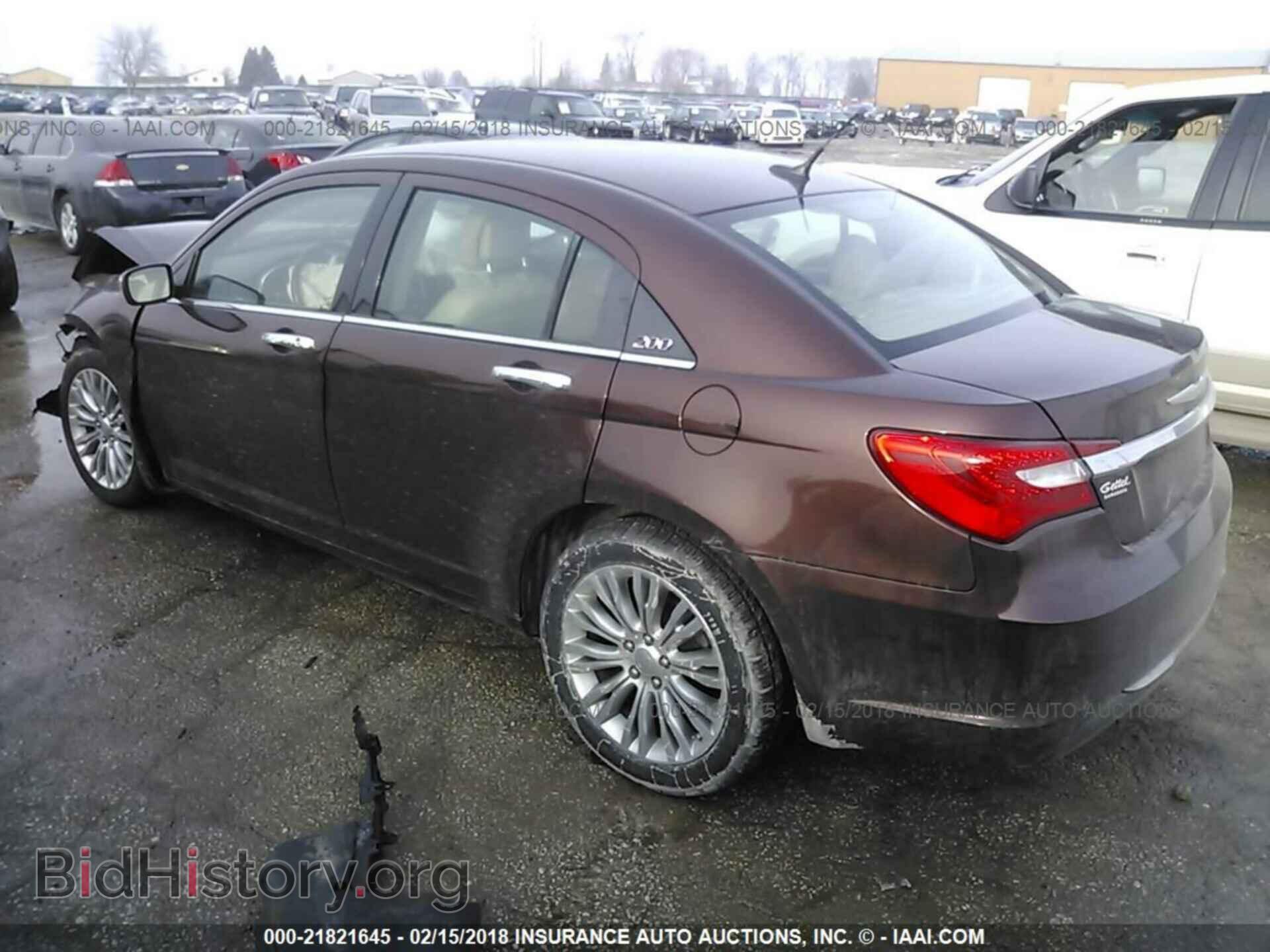 2013 Chrysler 200 - VIN: 1C3CCBCG9DN593279 - Фото 3