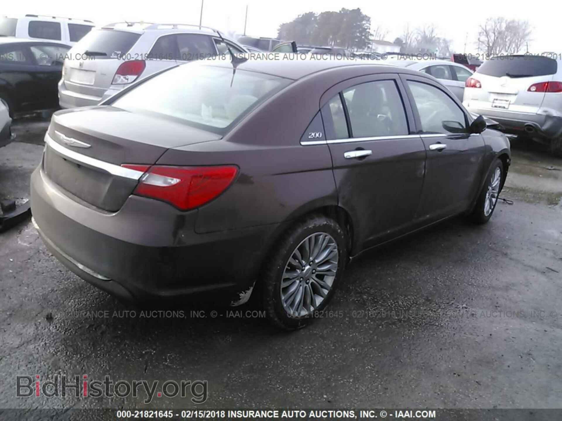 2013 Chrysler 200 - VIN: 1C3CCBCG9DN593279 - Фото 4
