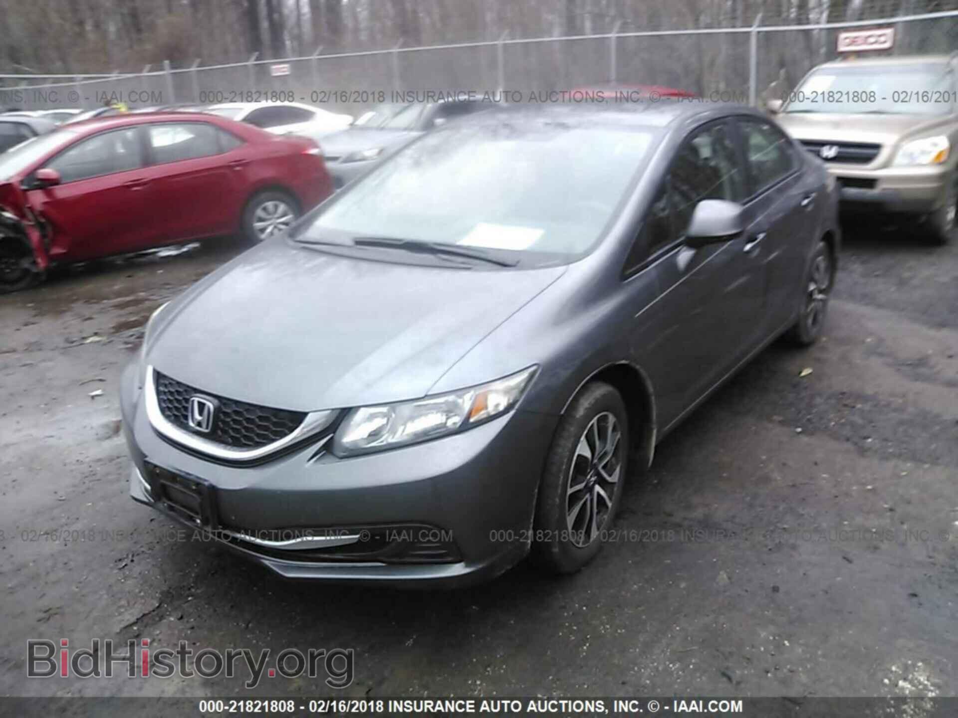 2013 Honda Civic - VIN: 19XFB2F8XDE202306 - Фото 2