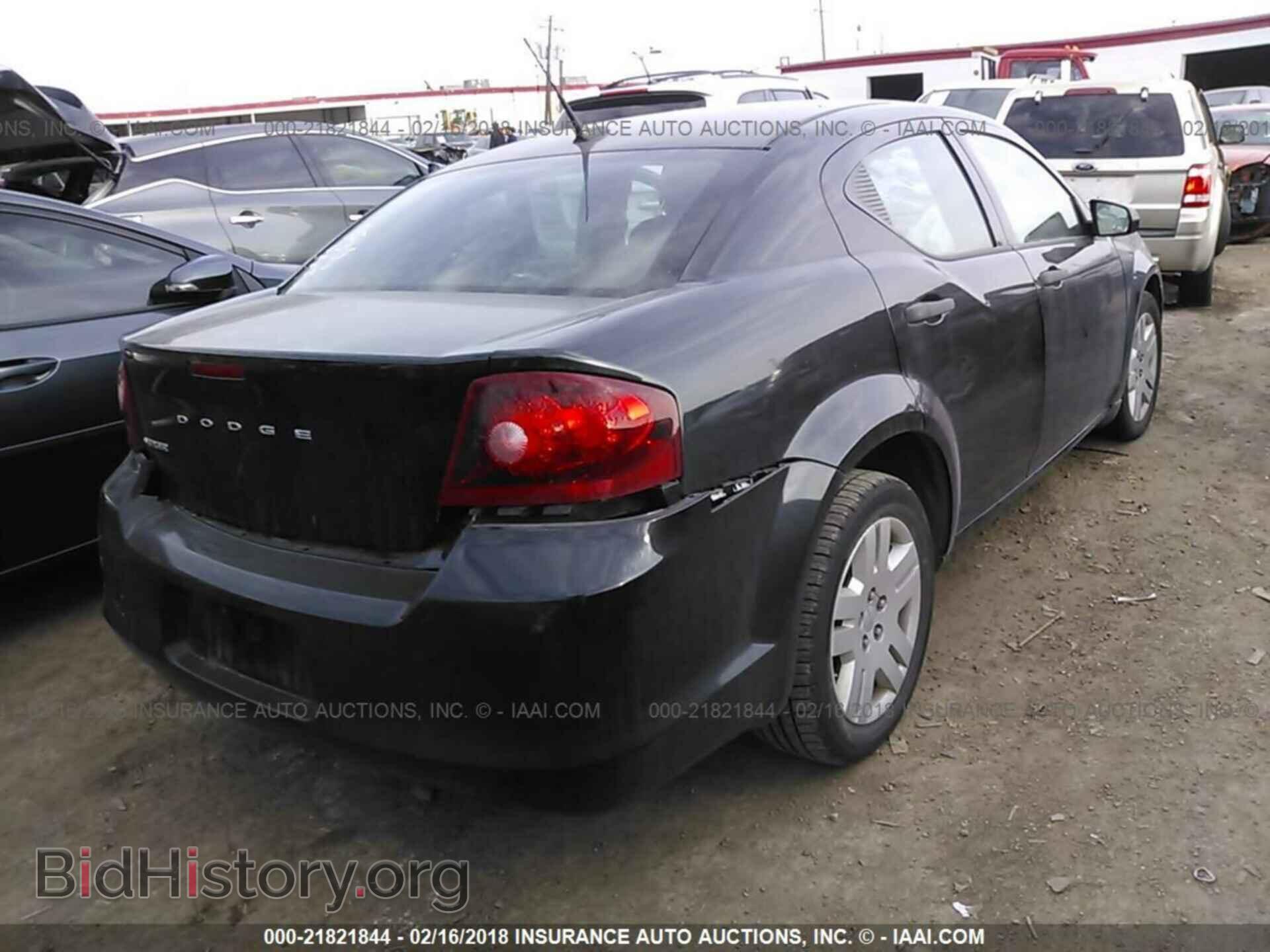 2011 Dodge Avenger - VIN: 1B3BD4FB5BN502216 - Фото 4