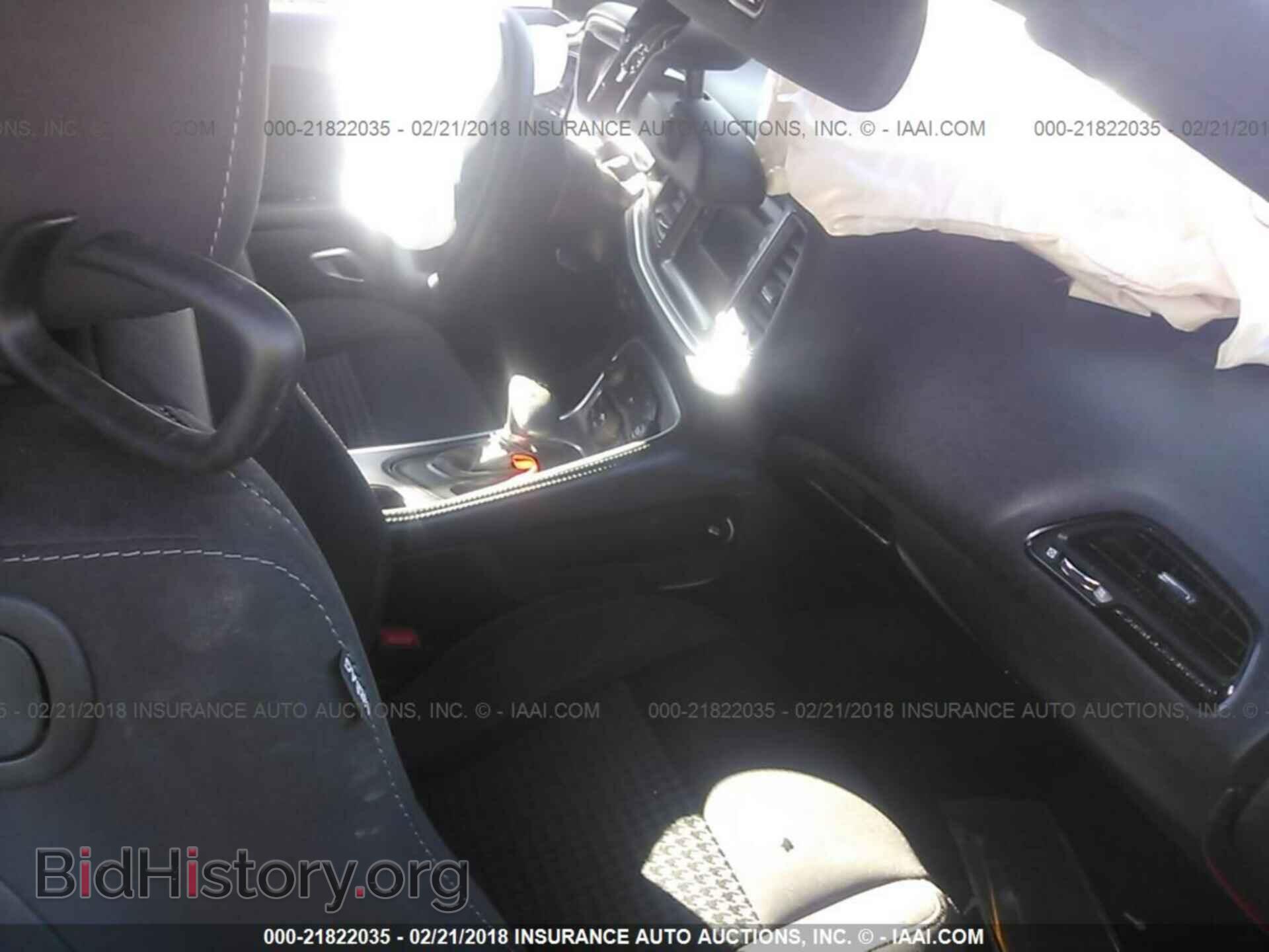 2016 Dodge Challenger - VIN: 2C3CDZAG5GH352812 - Photo 5