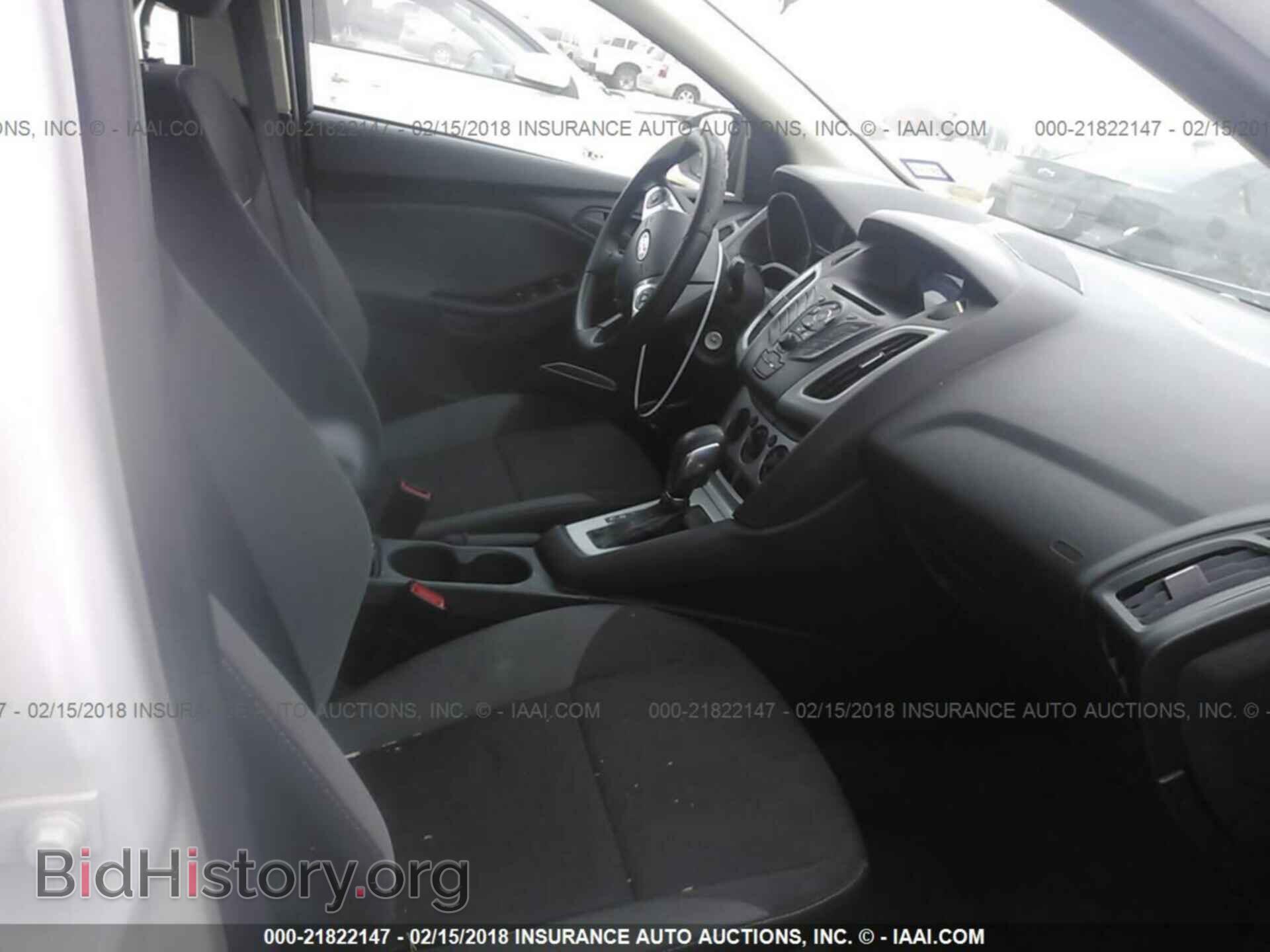 2012 Ford Focus - VIN: 1FAHP3F24CL186319 - Photo 5