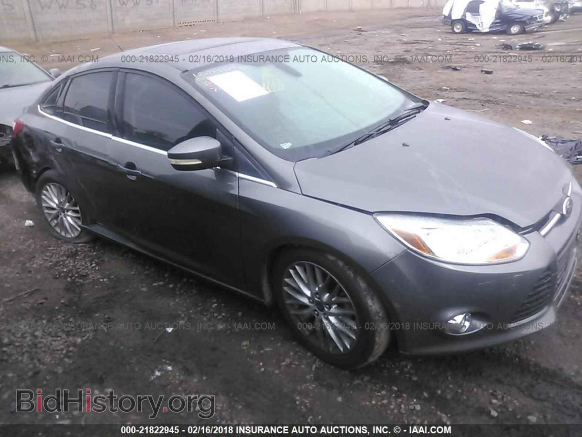 Photo 1FAHP3H20CL379130 - Ford Focus 2012
