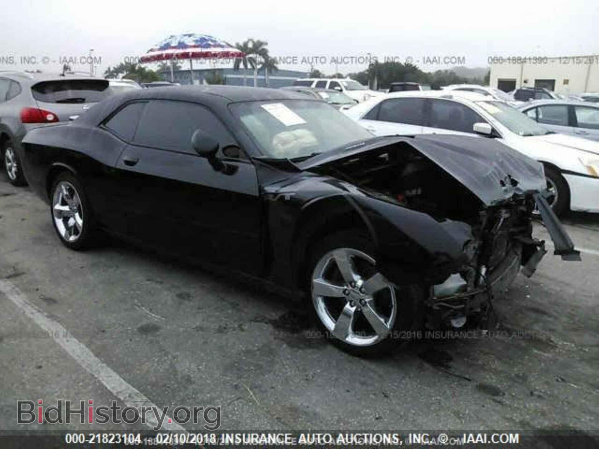 Photo 2C3CDYBT2CH143639 - Dodge Challenger 2012