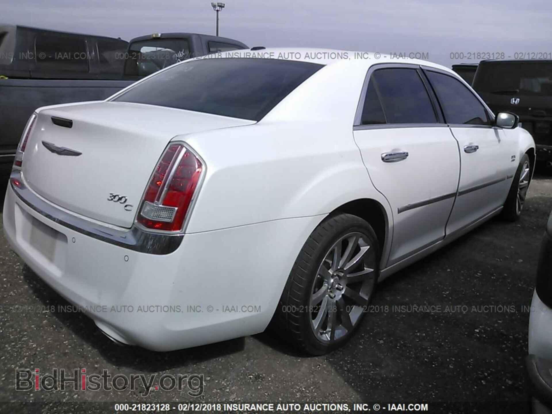 2013 Chrysler 300c - VIN: 2C3CCAET1DH556465 - Фото 4