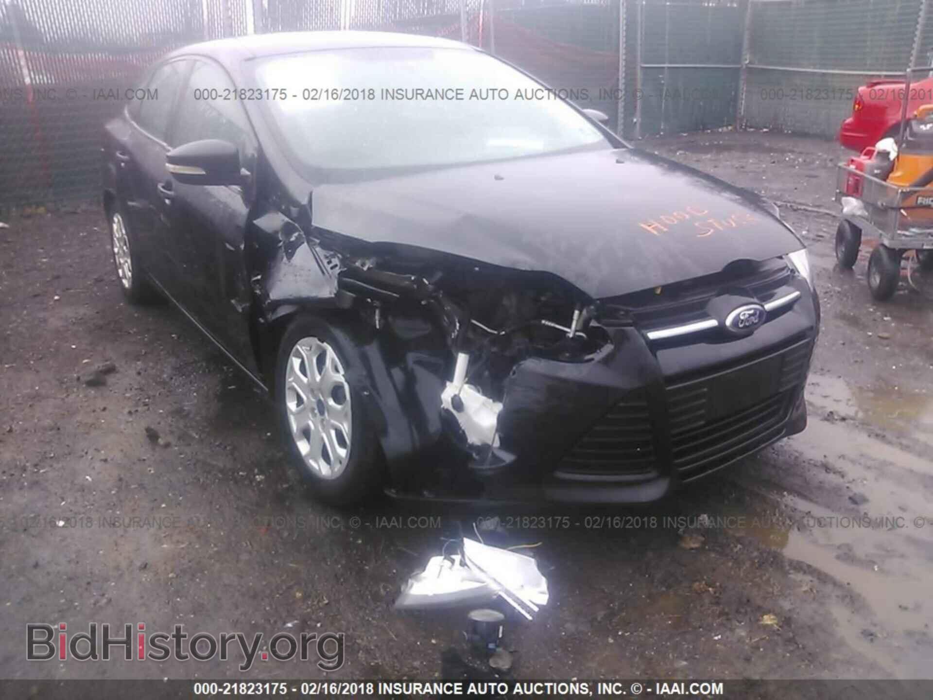 2012 Ford Focus - VIN: 1FAHP3F28CL414631 - Photo 6