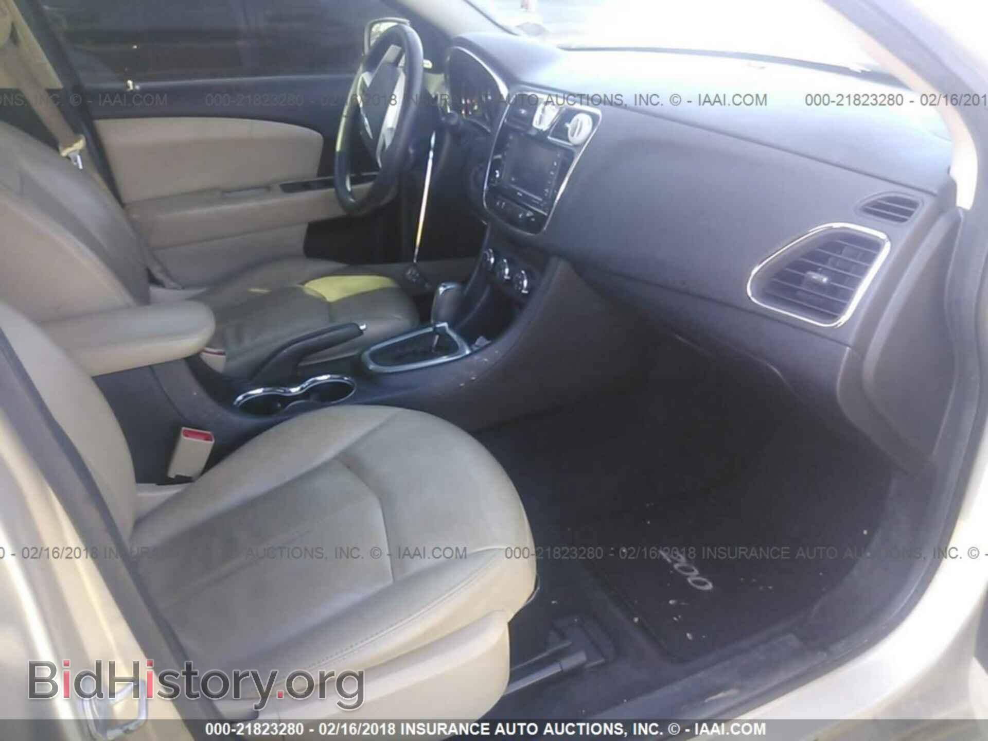 2013 Chrysler 200 - VIN: 1C3CCBCG0DN650369 - Photo 5