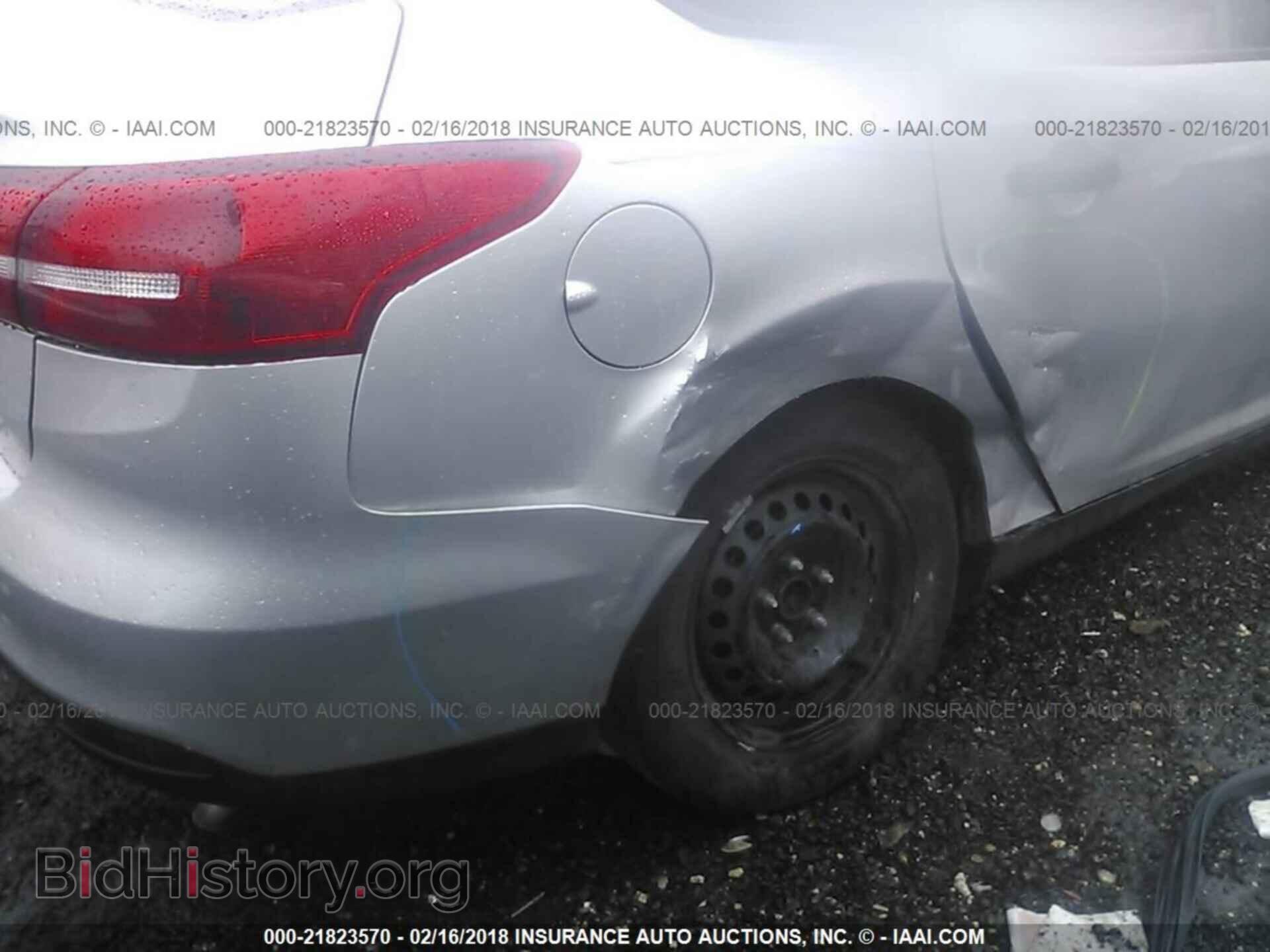 2016 Ford Focus - VIN: 1FADP3E26GL280174 - Photo 6
