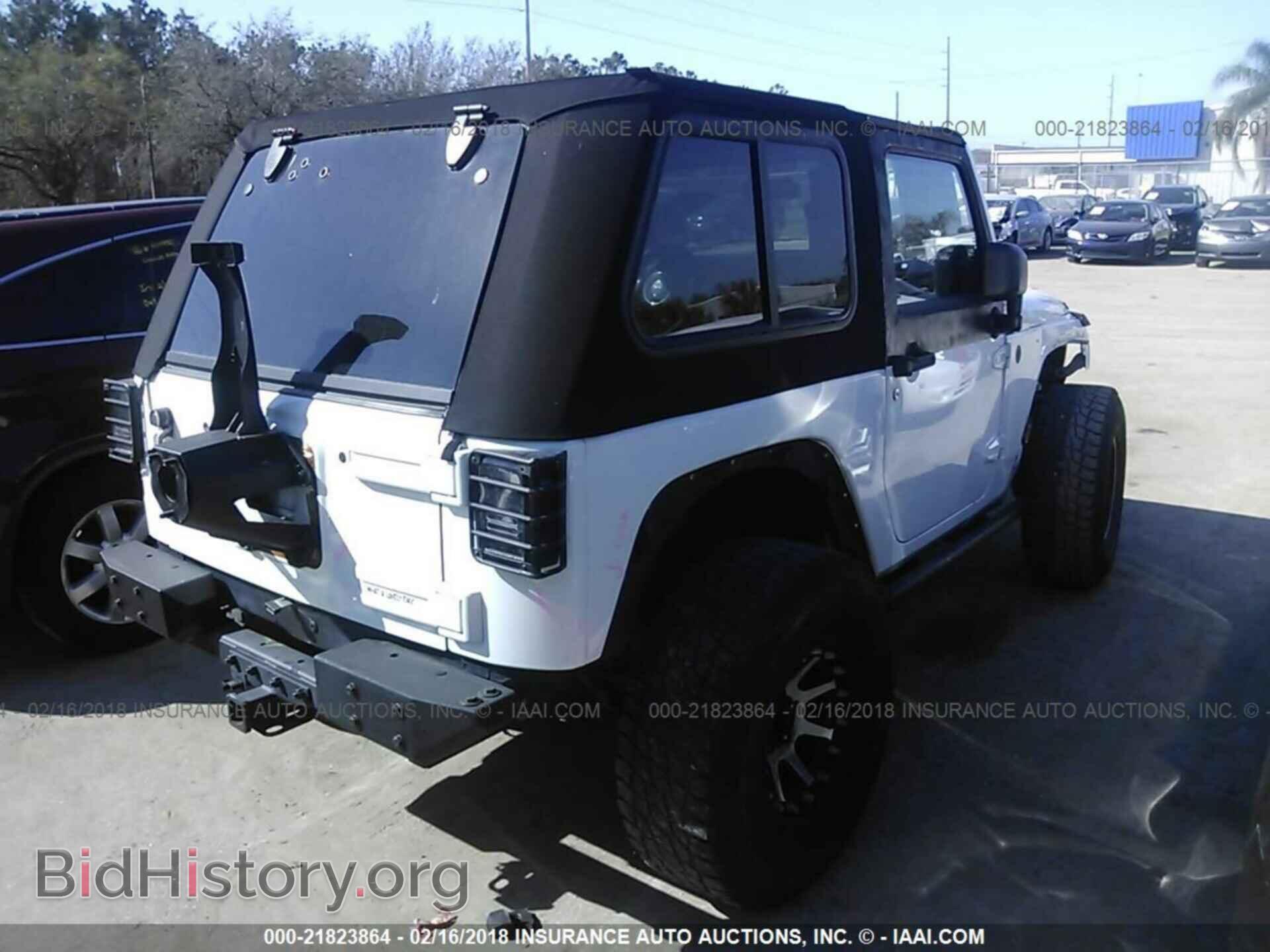 2012 Jeep Wrangler - VIN: 1C4AJWAG9CL224211 - Фото 4