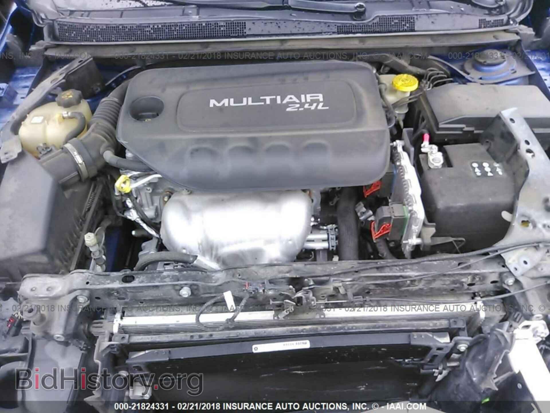 2015 Chrysler 200 - VIN: 1C3CCCAB8FN634954 - Фото 10