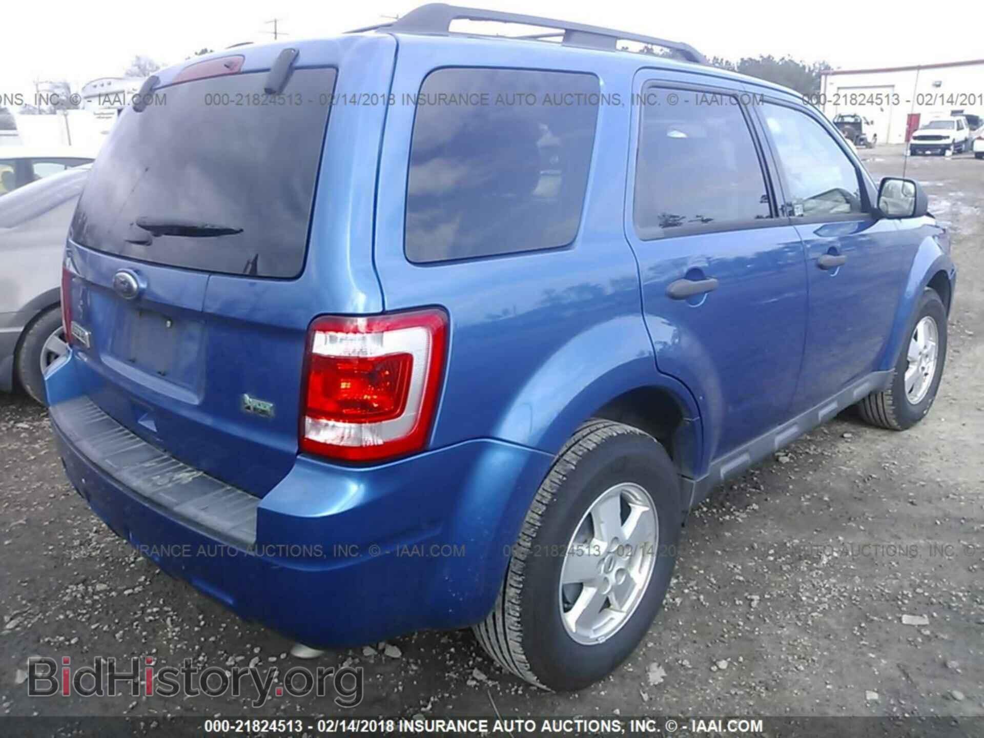 2011 Ford Escape - VIN: 1FMCU0DG4BKC40082 - Фото 4