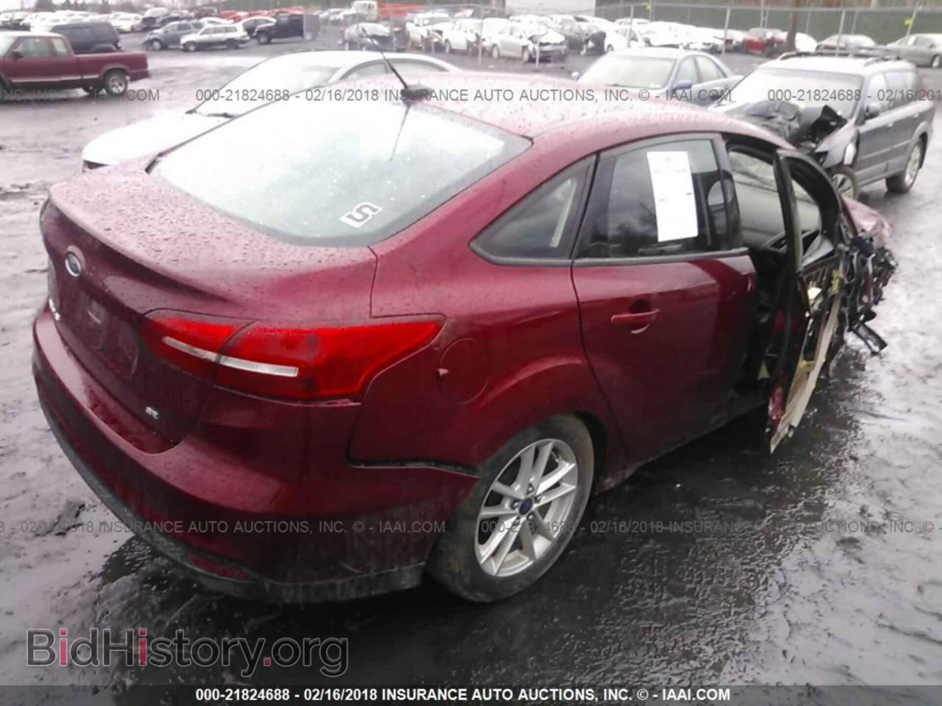 2015 Ford Focus - VIN: 1FADP3F2XFL353477 - Фото 4