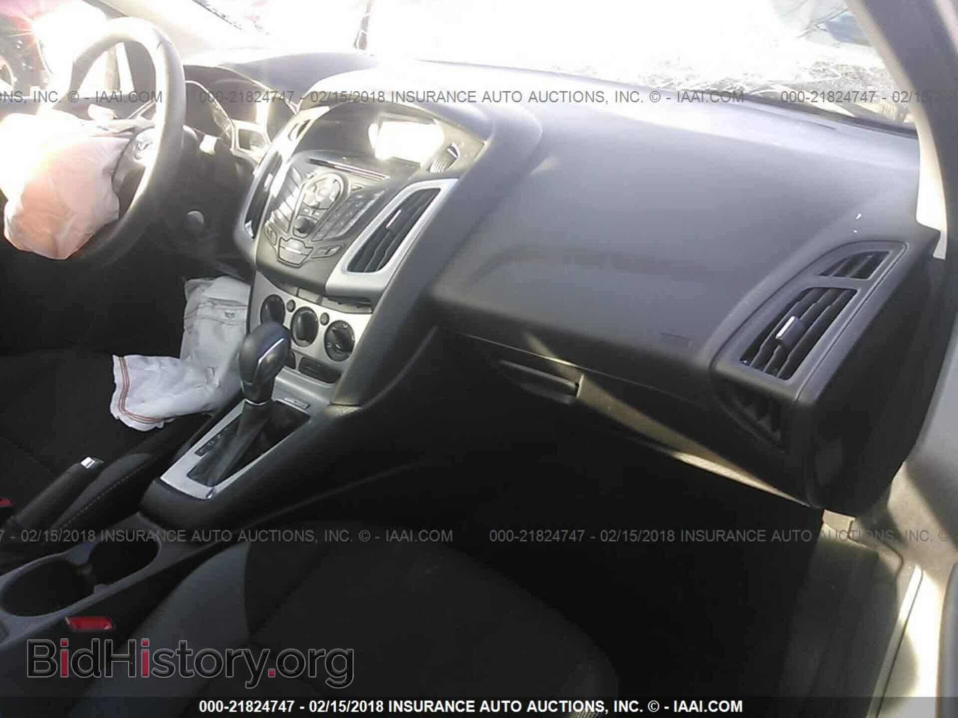 2014 Ford Focus - VIN: 1FADP3F24EL353408 - Фото 5