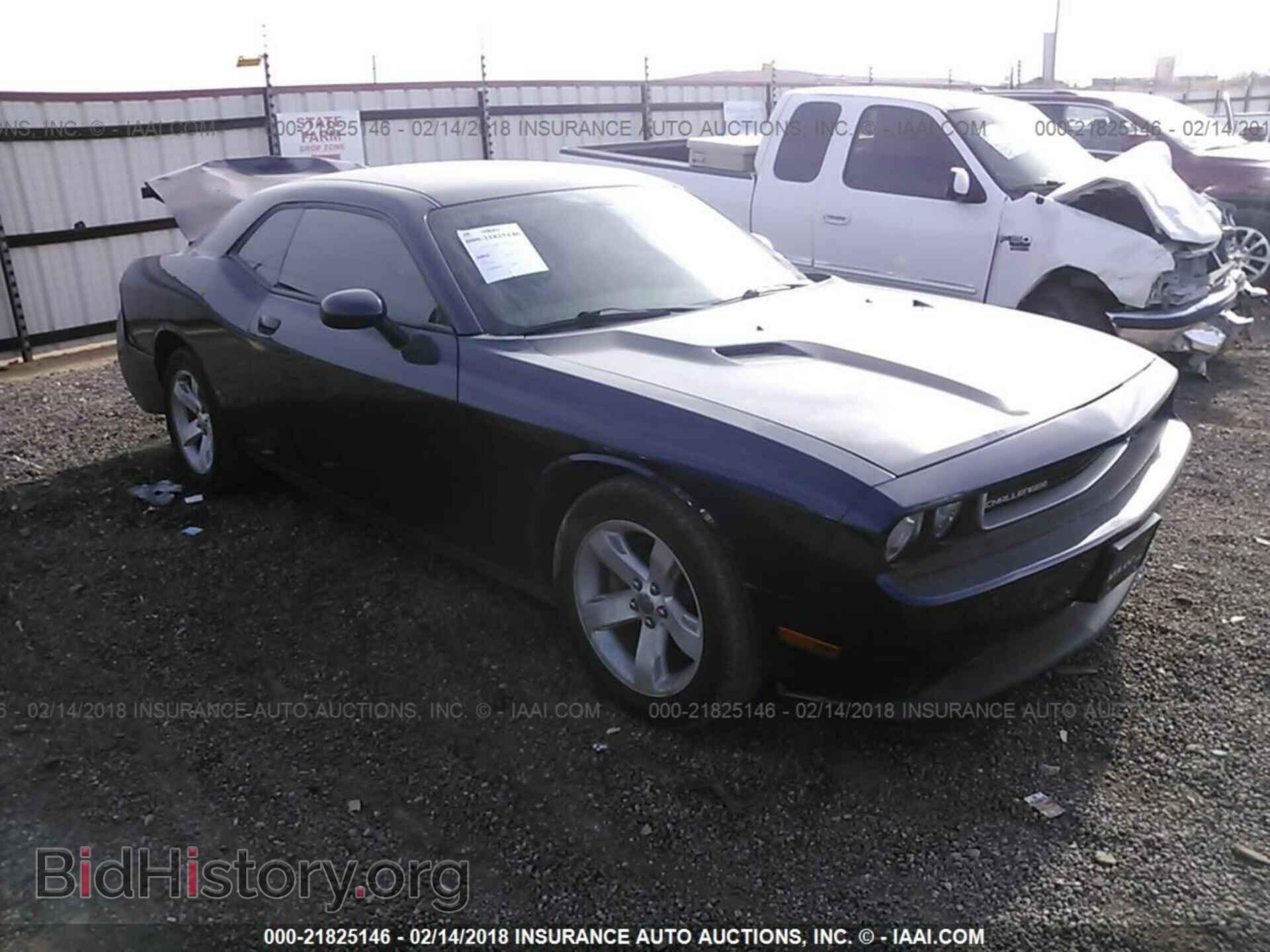 Photo 2C3CDYAGXEH153231 - Dodge Challenger 2014