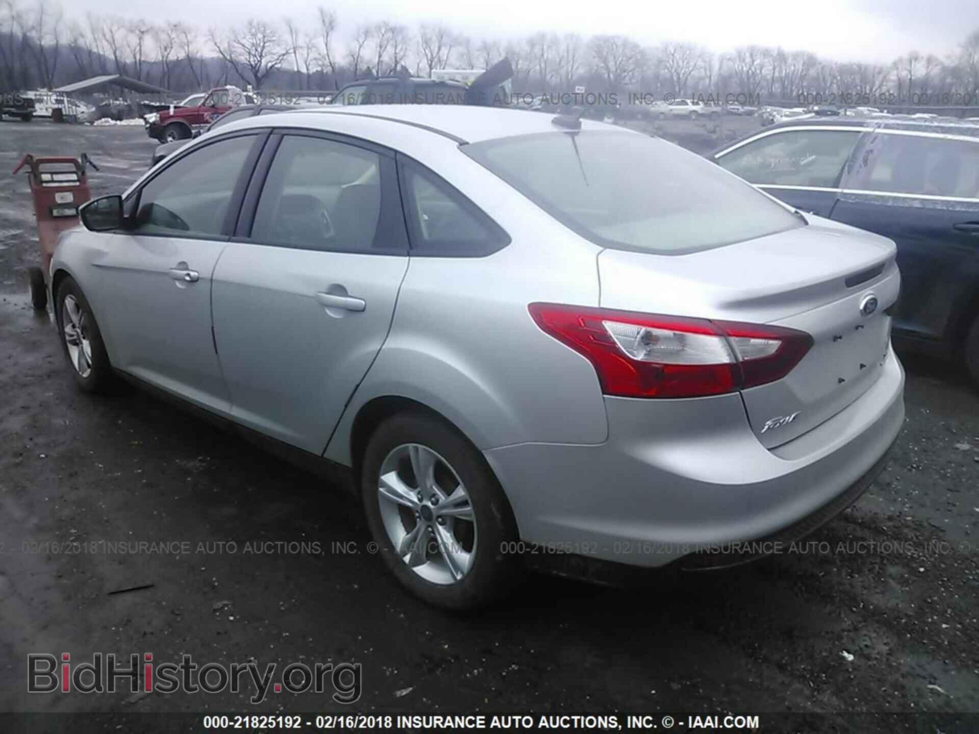 2014 Ford Focus - VIN: 1FADP3F24EL278130 - Photo 3
