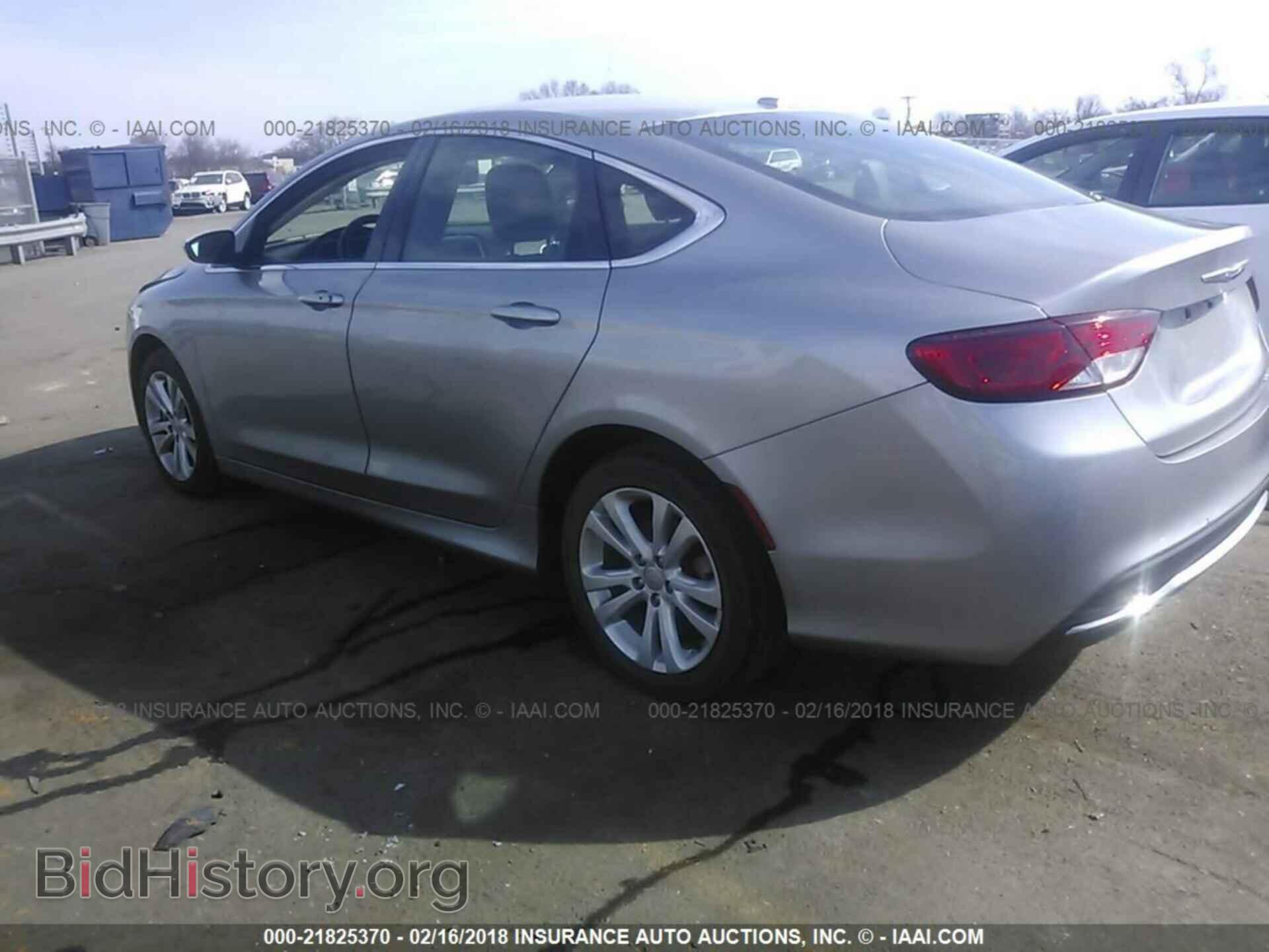 2015 Chrysler 200 - VIN: 1C3CCCAB1FN723670 - Photo 3