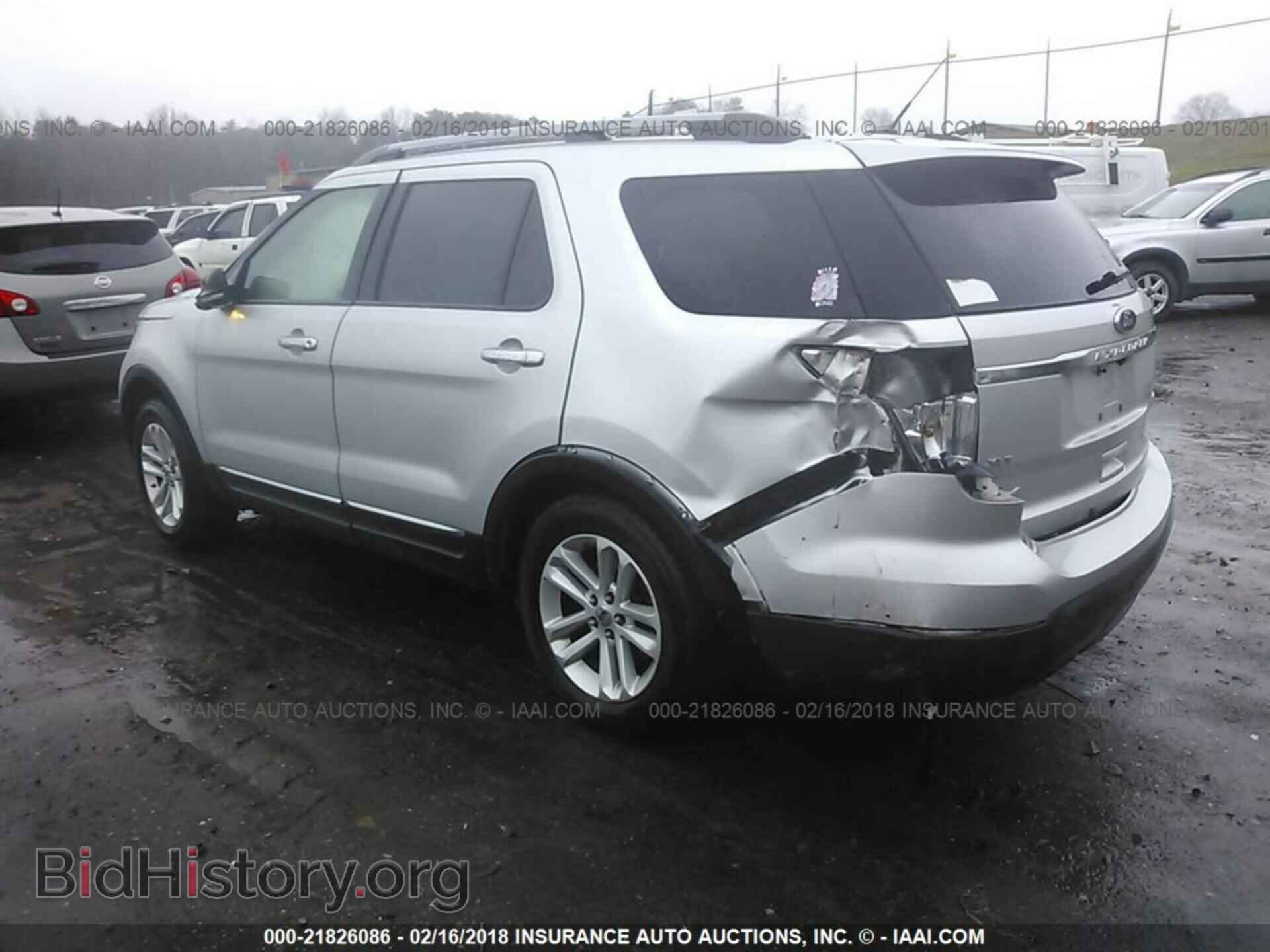 2011 Ford Explorer - VIN: 1FMHK8D87BGA14012 - Фото 3