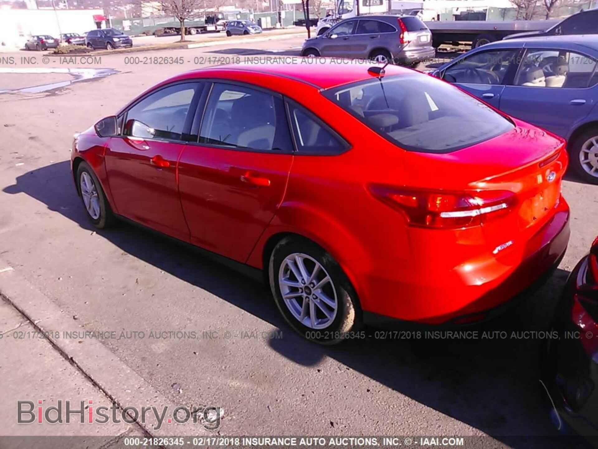 2016 Ford Focus - VIN: 1FADP3F29GL264792 - Фото 3