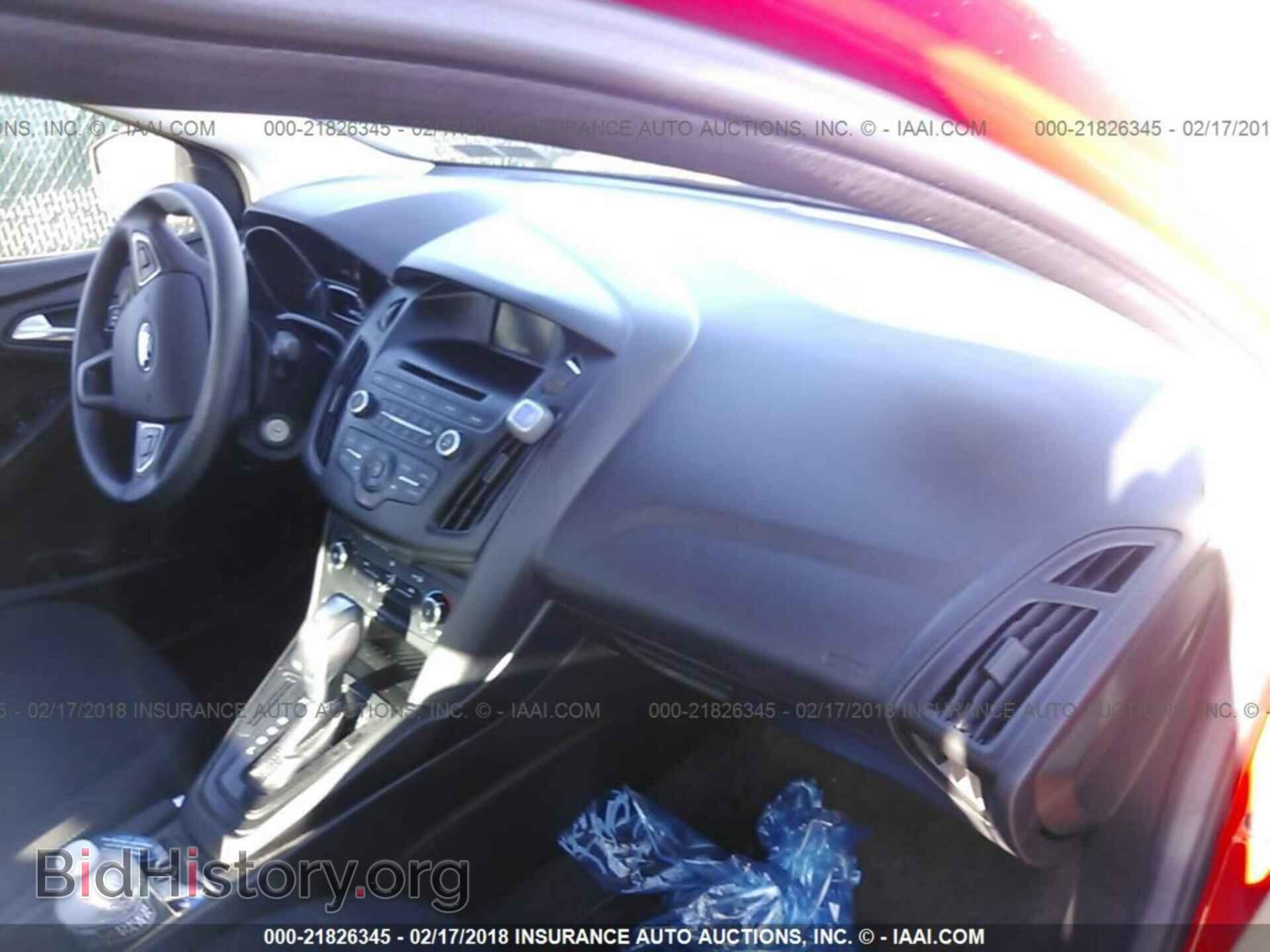 2016 Ford Focus - VIN: 1FADP3F29GL264792 - Фото 5