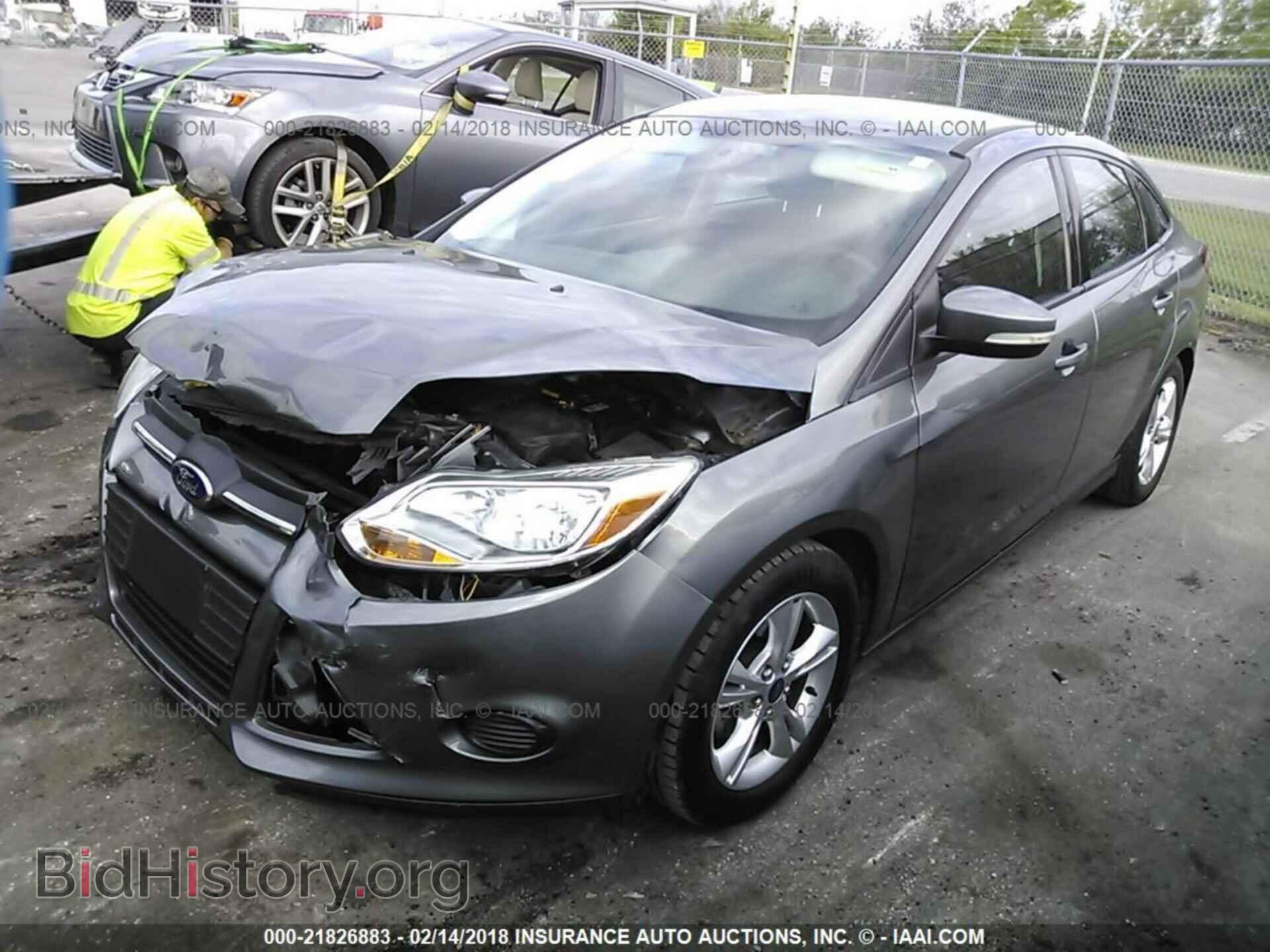 2014 Ford Focus - VIN: 1FADP3F20EL177103 - Photo 2