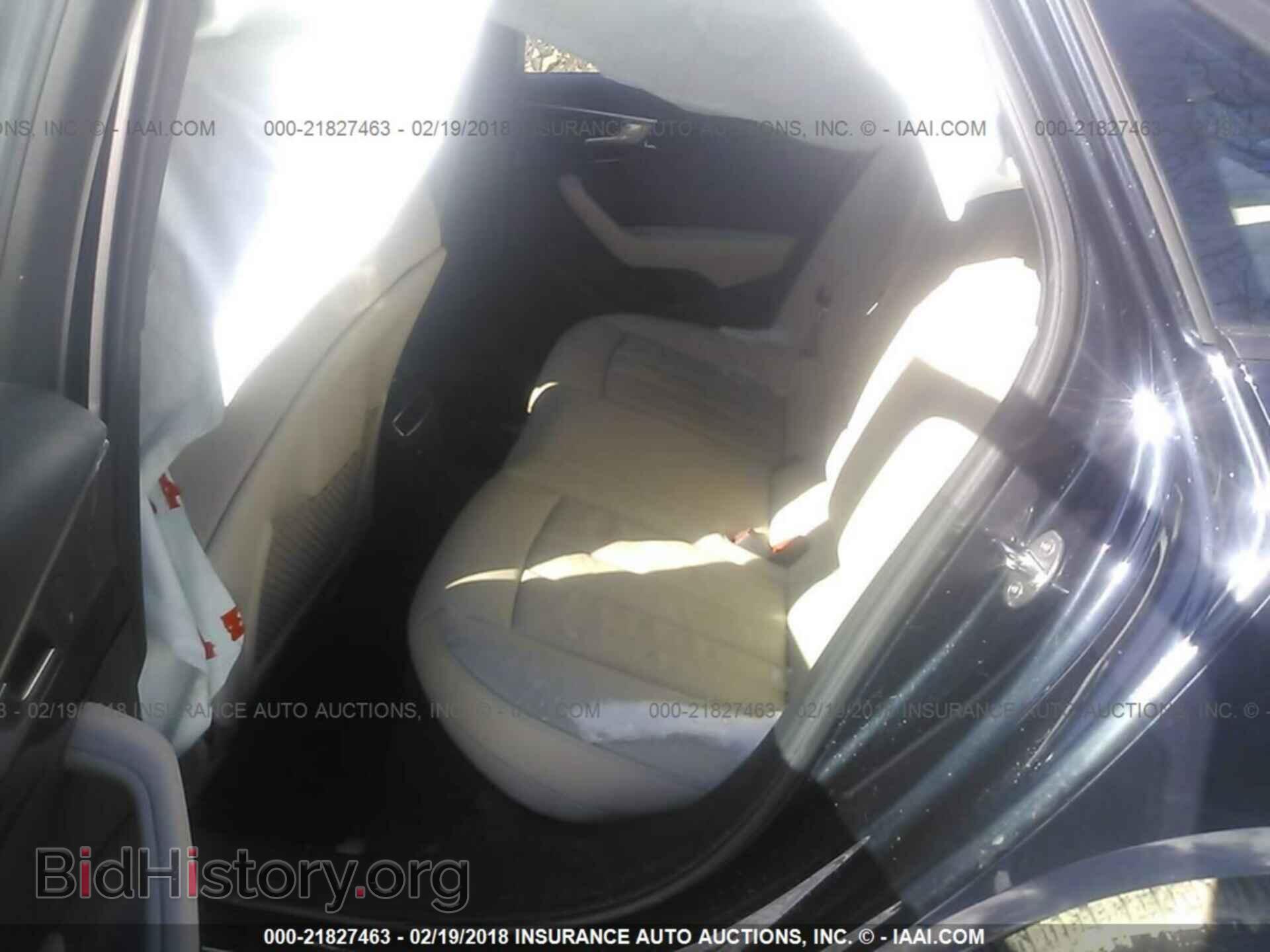 2017 Audi A4 - VIN: WAUANAF46HN064819 - Фото 8