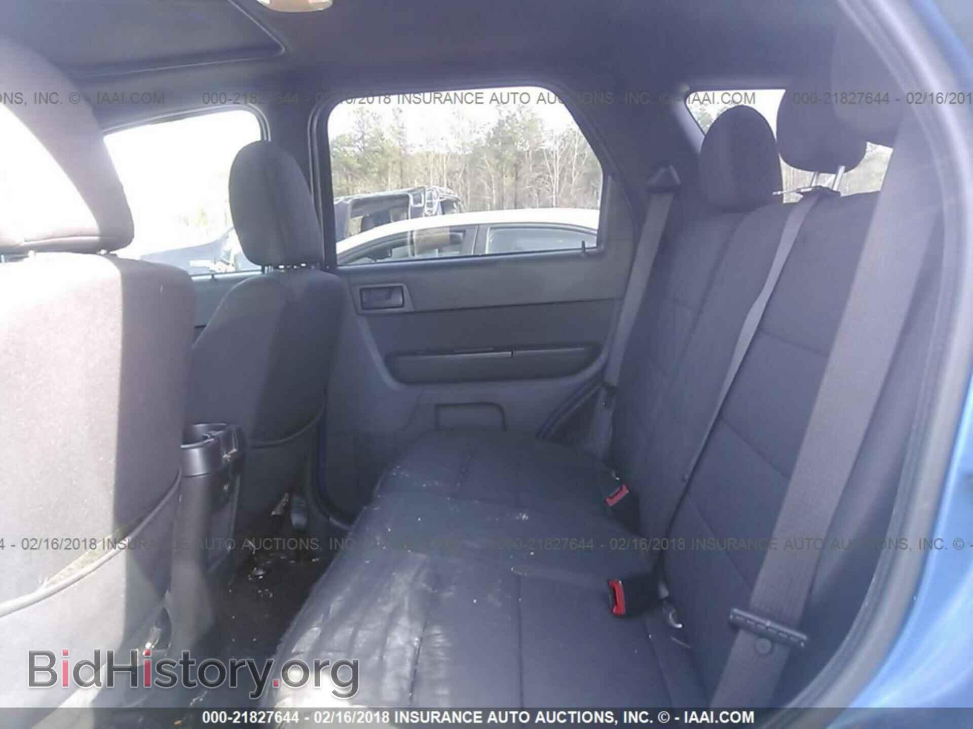 2012 Ford Escape - VIN: 1FMCU0DG6CKC35810 - Photo 8