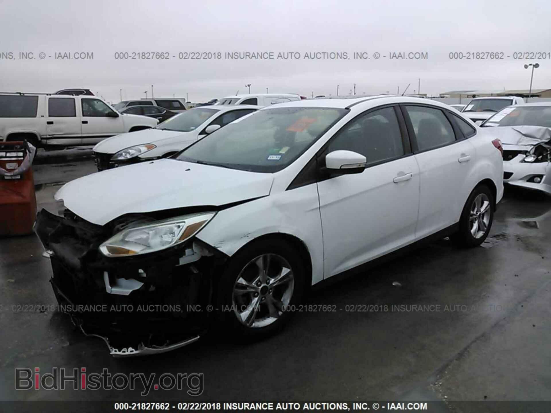 2014 Ford Focus - VIN: 1FADP3F29EL186592 - Фото 2