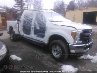 2017 Ford F350, белый — VIN 1FT8W3BT3HEB32209, IAAI