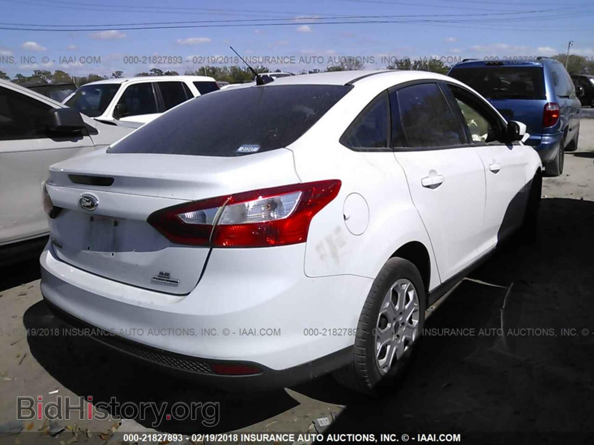 2012 Ford Focus - VIN: 1FAHP3F24CL372538 - Фото 4