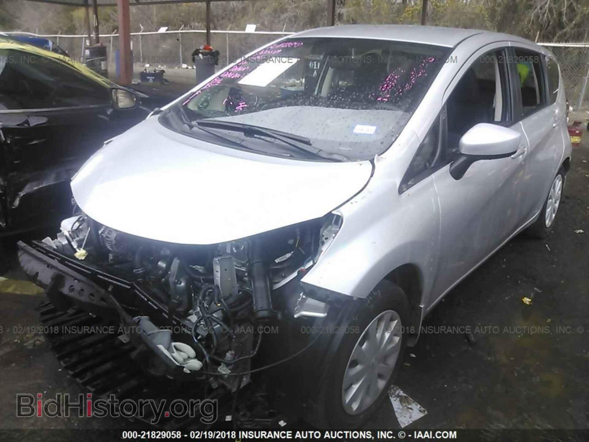 2016 Nissan Versa note - VIN: 3N1CE2CP7GL394888 - Фото 2