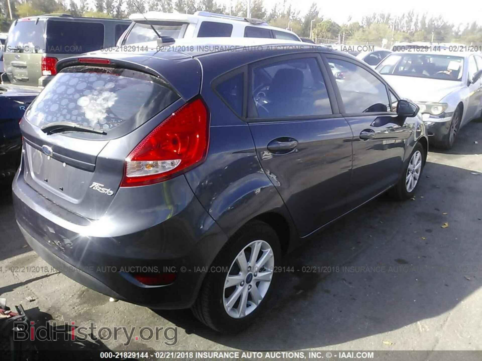 2012 Ford Fiesta - VIN: 3FADP4EJ9CM165266 - Photo 4