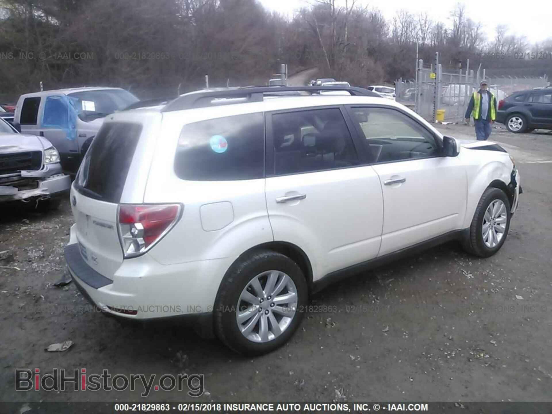 2011 Subaru Forester - VIN: JF2SHBDC7BH727742 - Фото 4