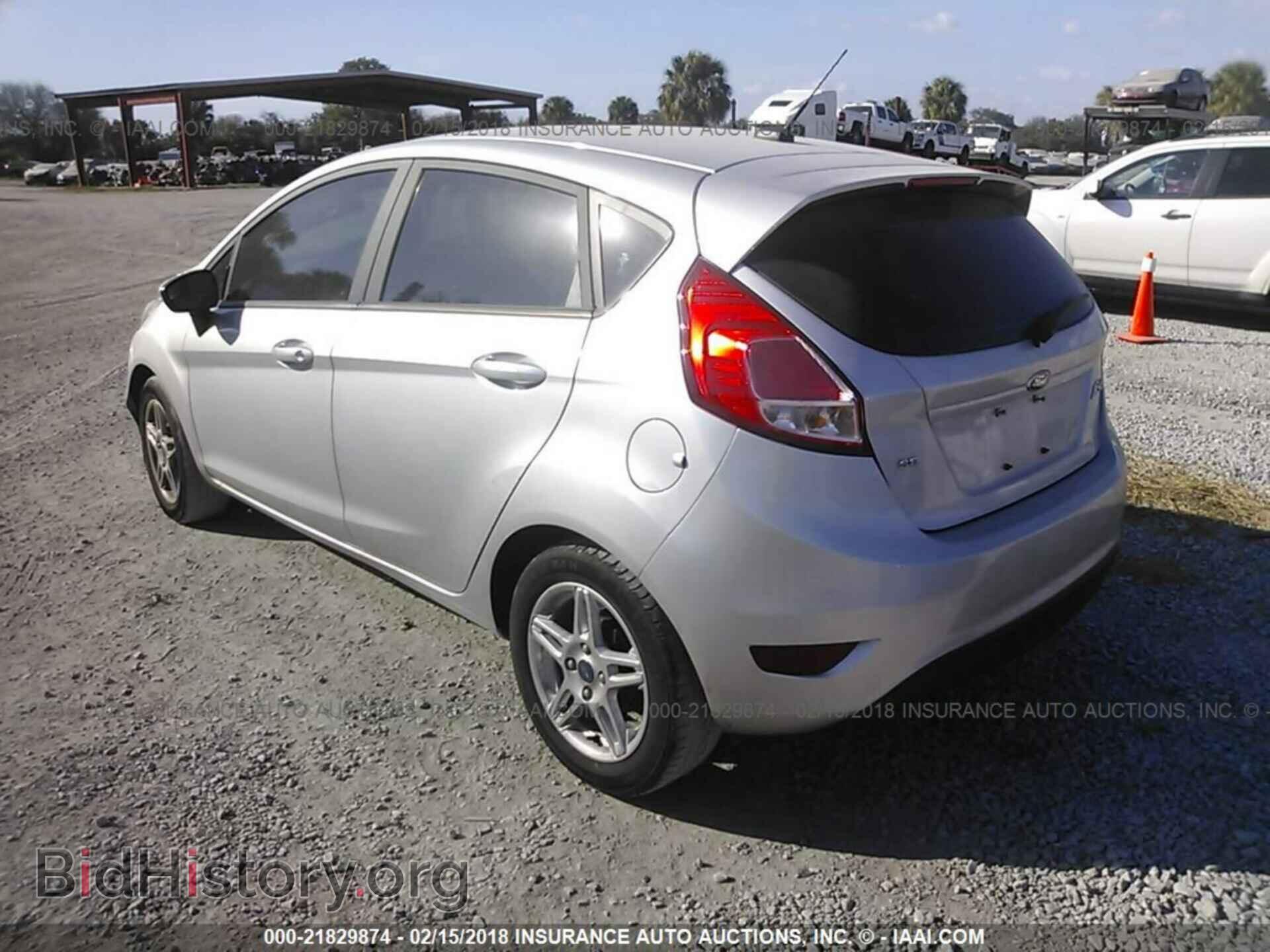 2017 Ford Fiesta - VIN: 3FADP4EJ5HM147029 - Photo 3