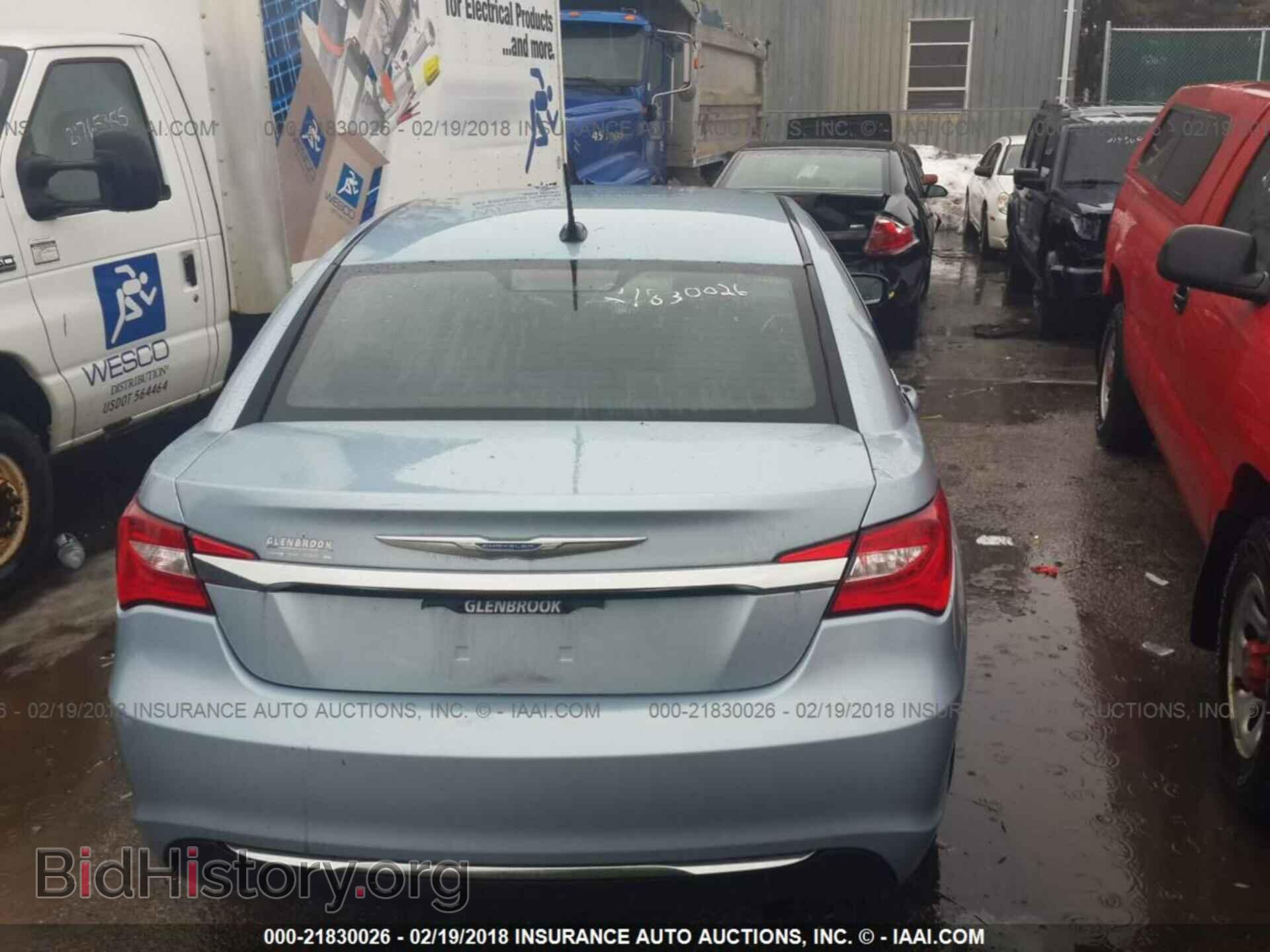 2013 Chrysler 200 - VIN: 1C3CCBBB2DN738880 - Фото 4