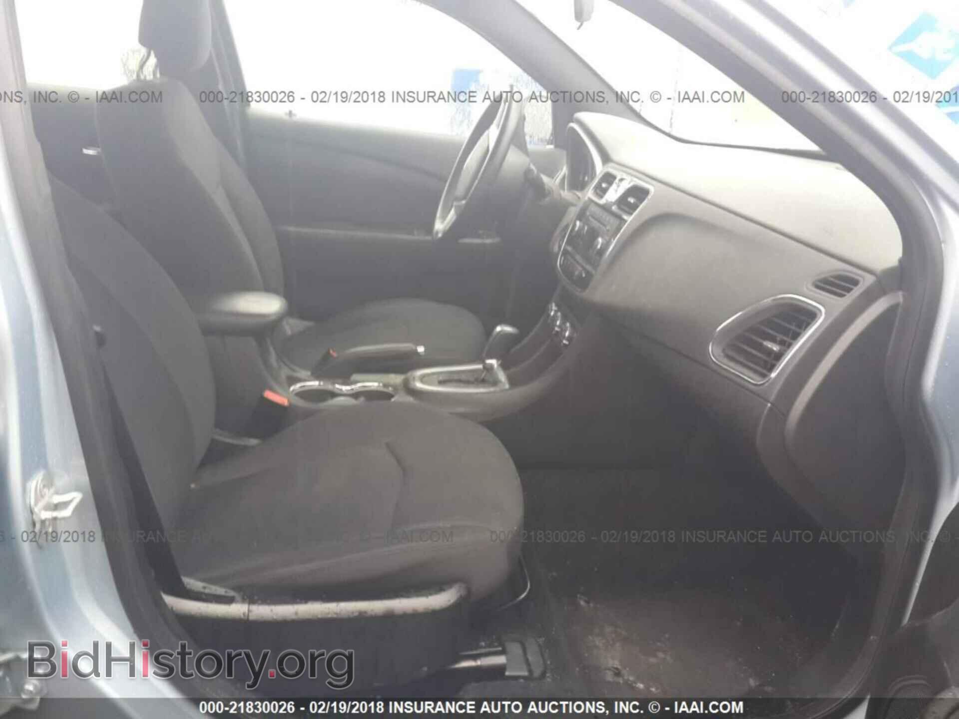 2013 Chrysler 200 - VIN: 1C3CCBBB2DN738880 - Фото 5