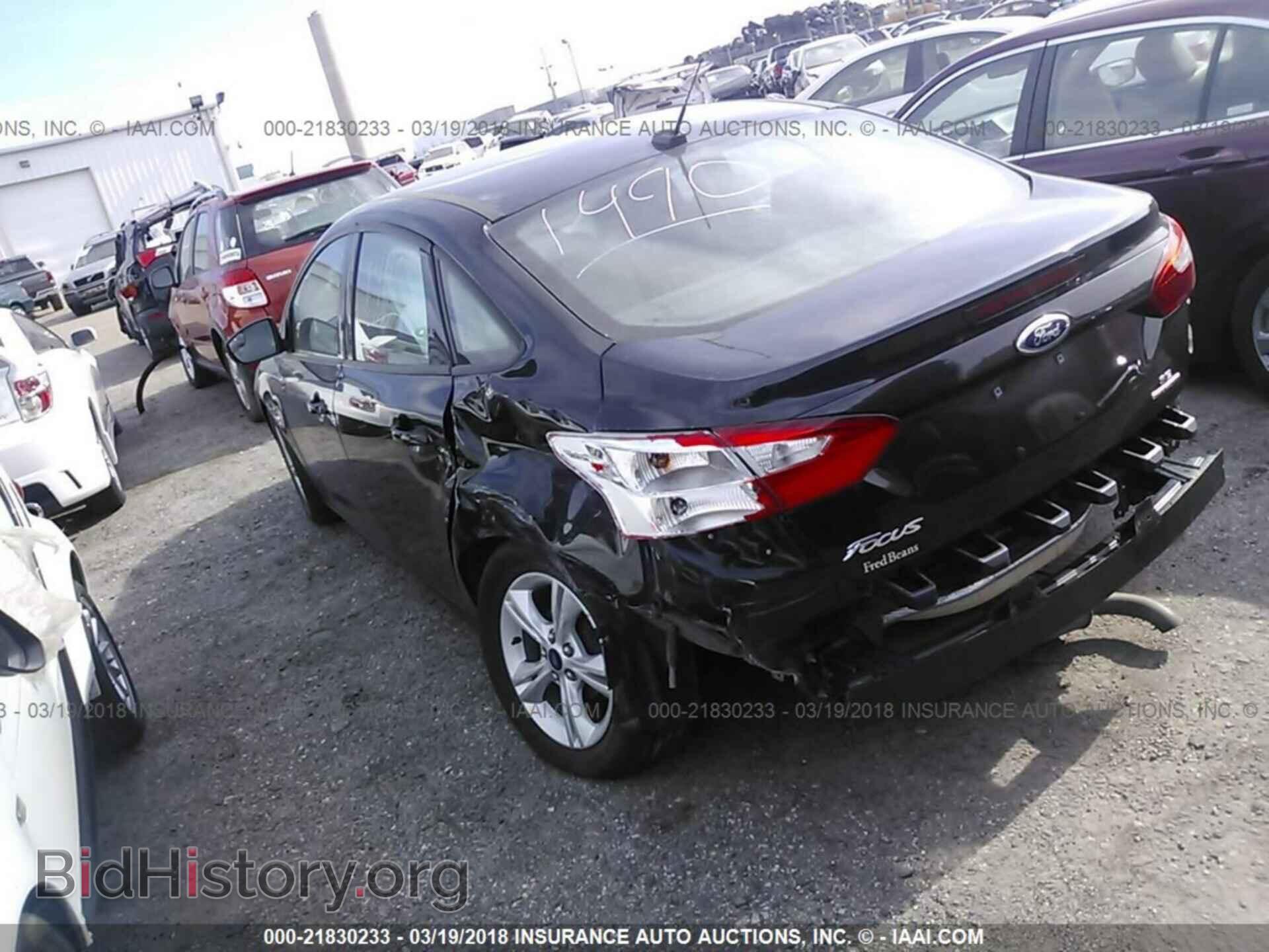 2014 Ford Focus - VIN: 1FADP3F27EL411981 - Фото 3