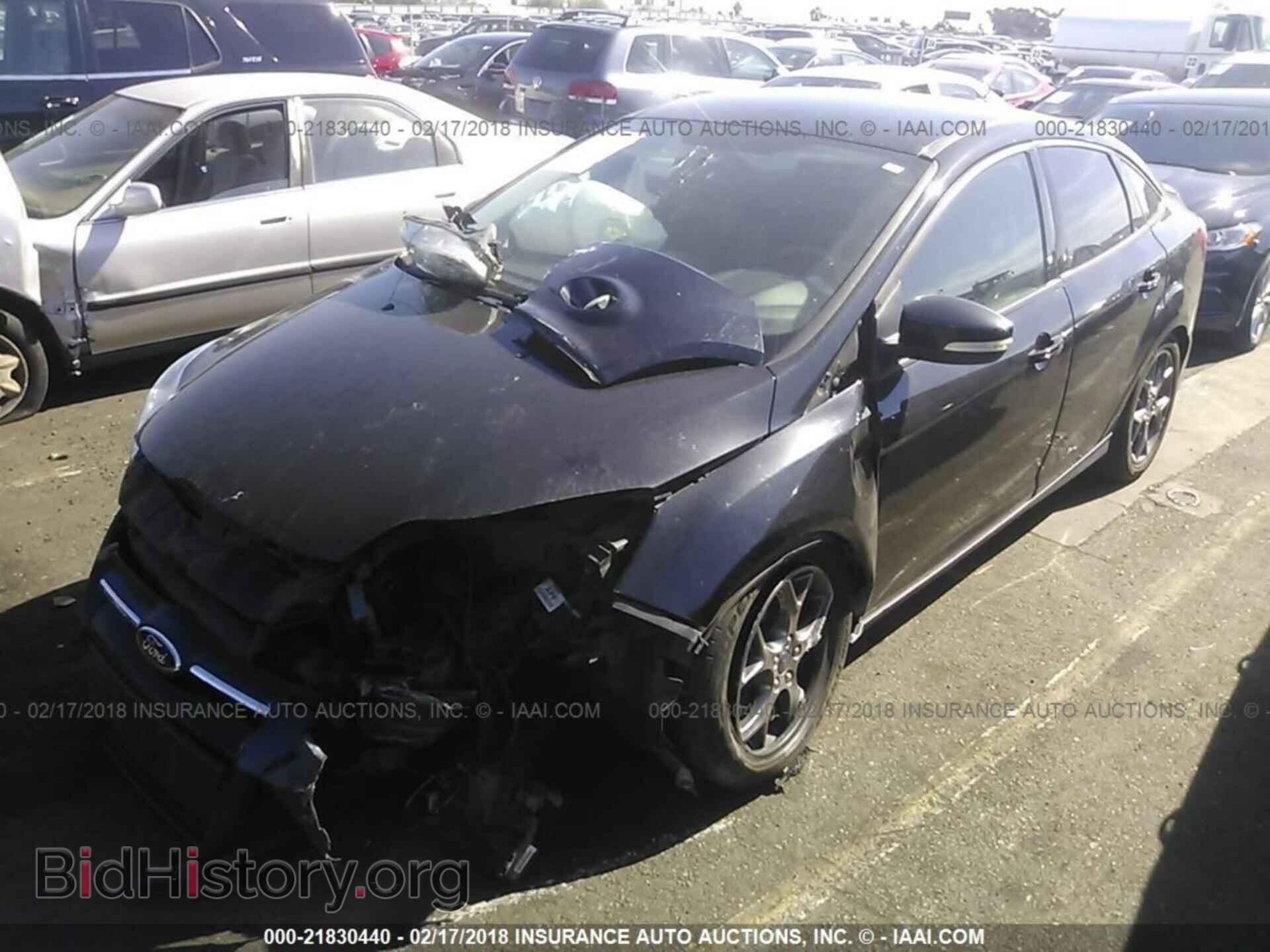 2013 Ford Focus - VIN: 1FADP3F21DL291089 - Фото 2