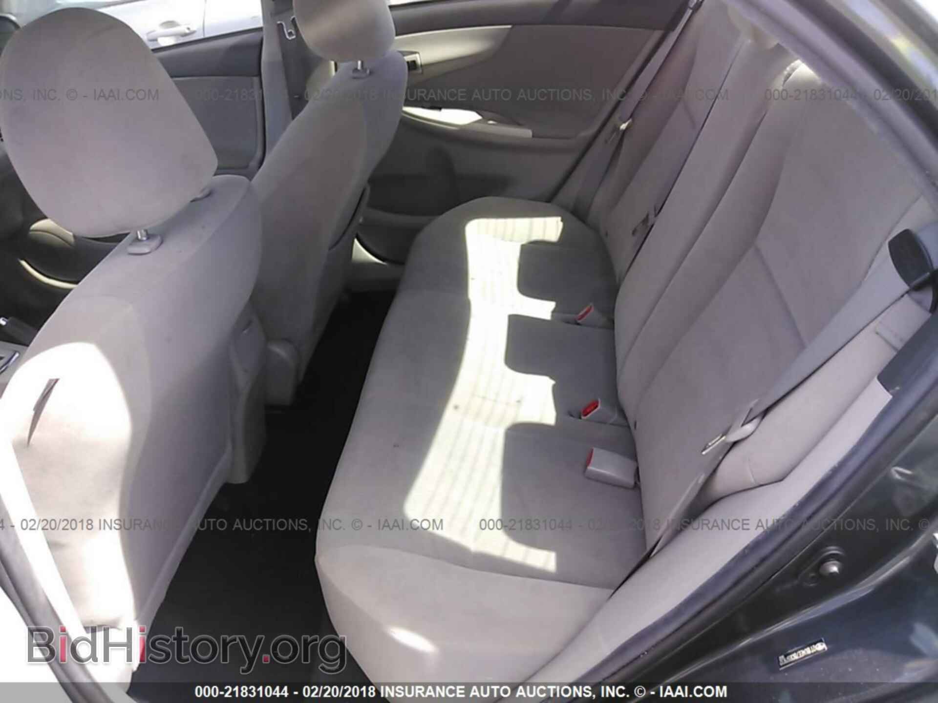 2011 Toyota Corolla - VIN: 2T1BU4EE7BC697832 - Фото 8