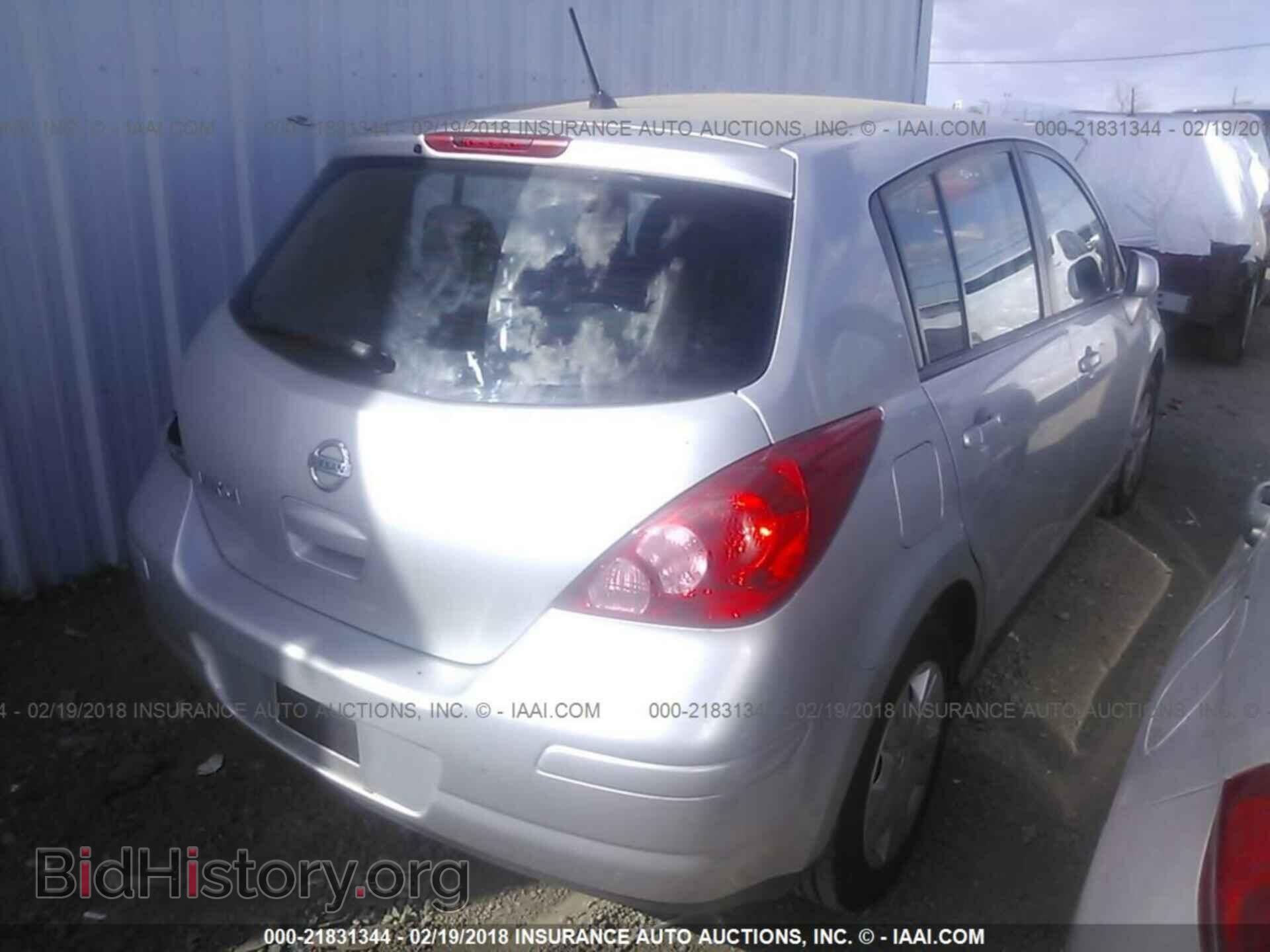 2011 Nissan Versa - VIN: 3N1BC1CP2BL424836 - Фото 4