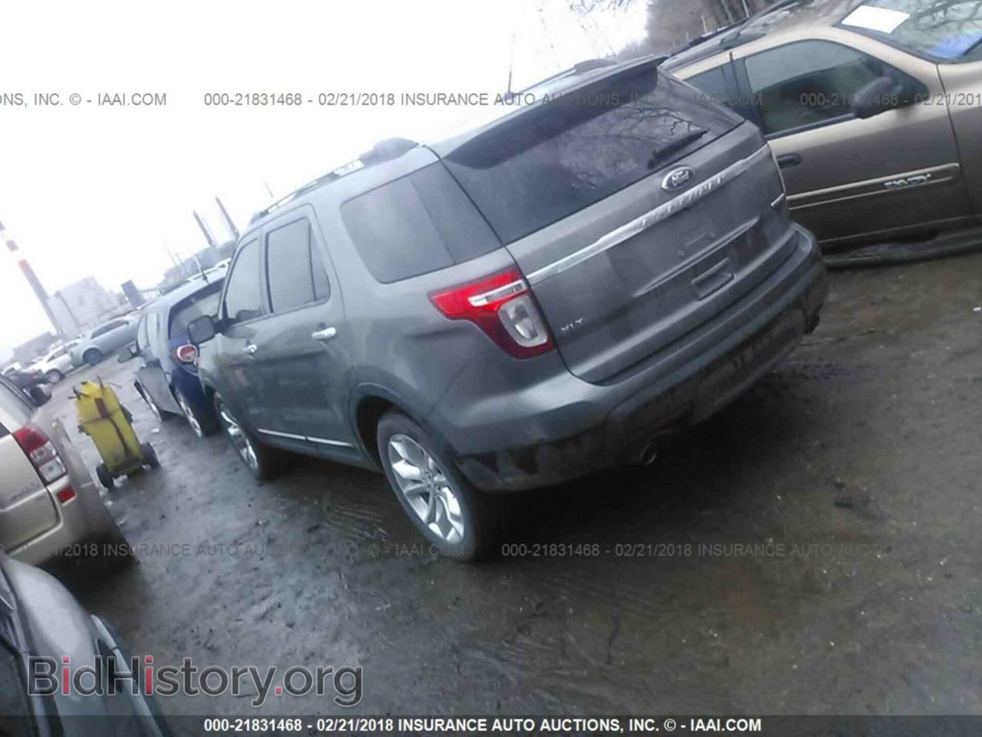 2013 Ford Explorer - VIN: 1FM5K7D87DGB88033 - Photo 3