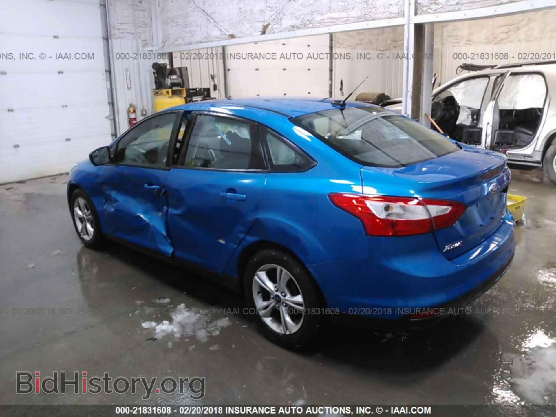 2014 Ford Focus - VIN: 1FADP3F25EL219782 - Photo 3